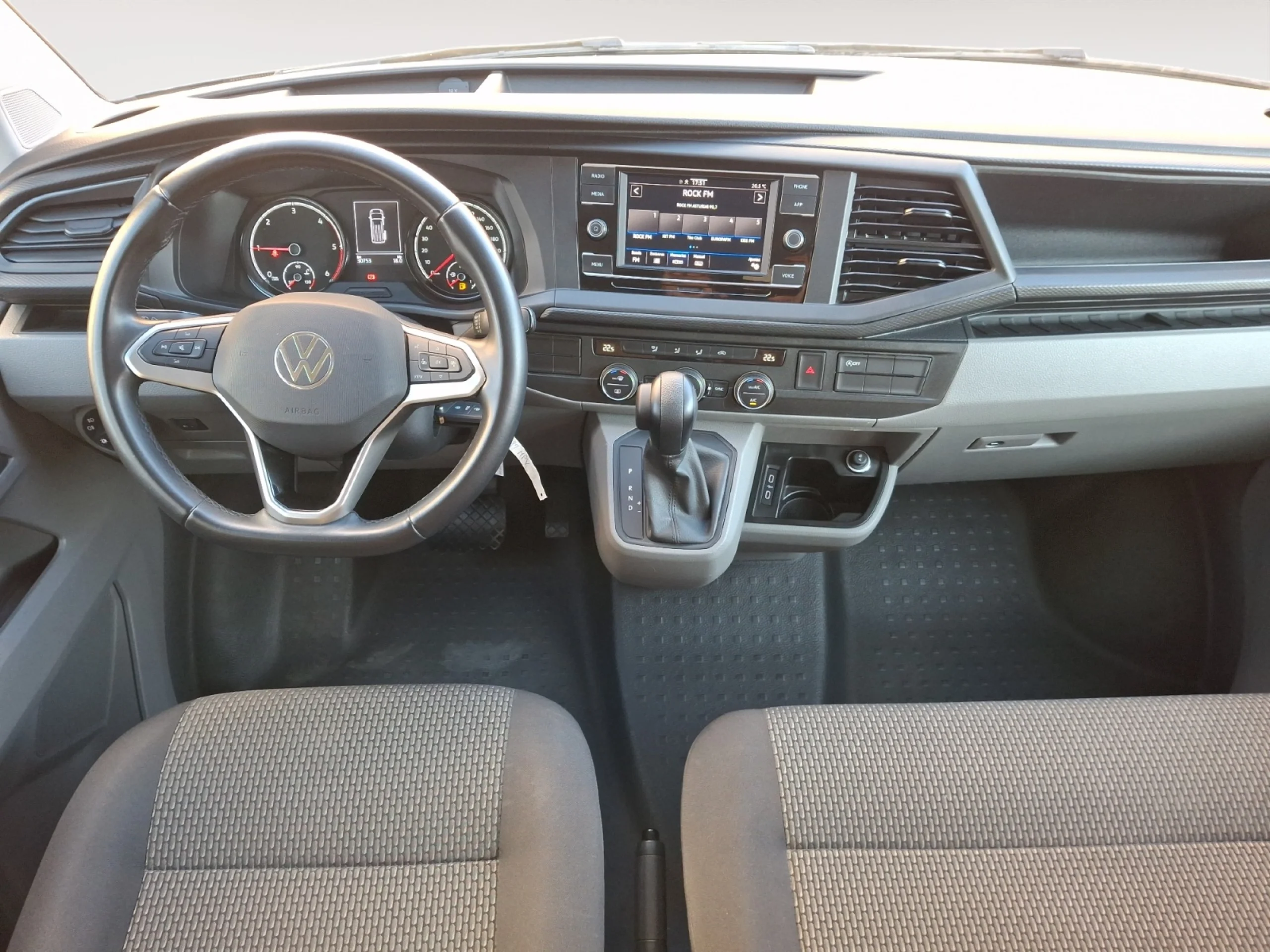 VOLKSWAGEN CARAVELLE PREMIUM CORTA 2.0 TDI 110KW BMT DSG - Foto 4