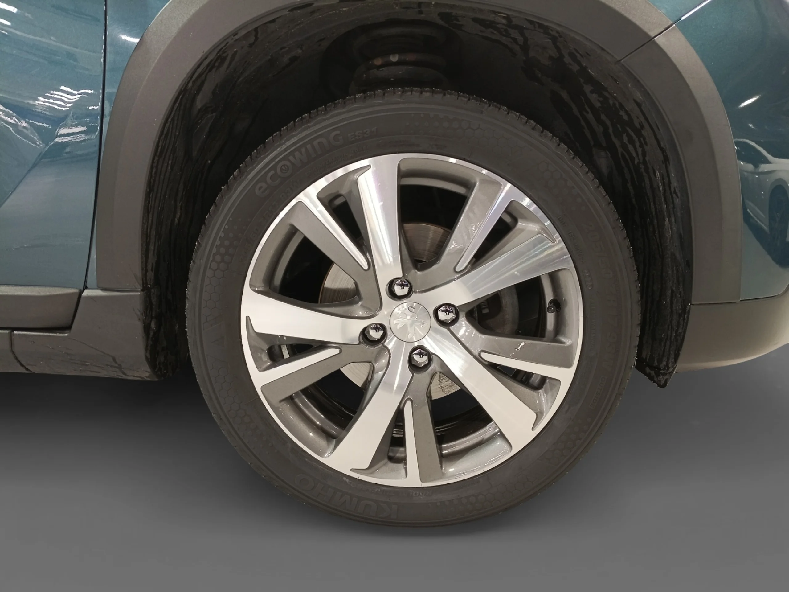 PEUGEOT 2008 ALLURE 1.6 BLUEHDI 88KW (120CV) S - Foto 8