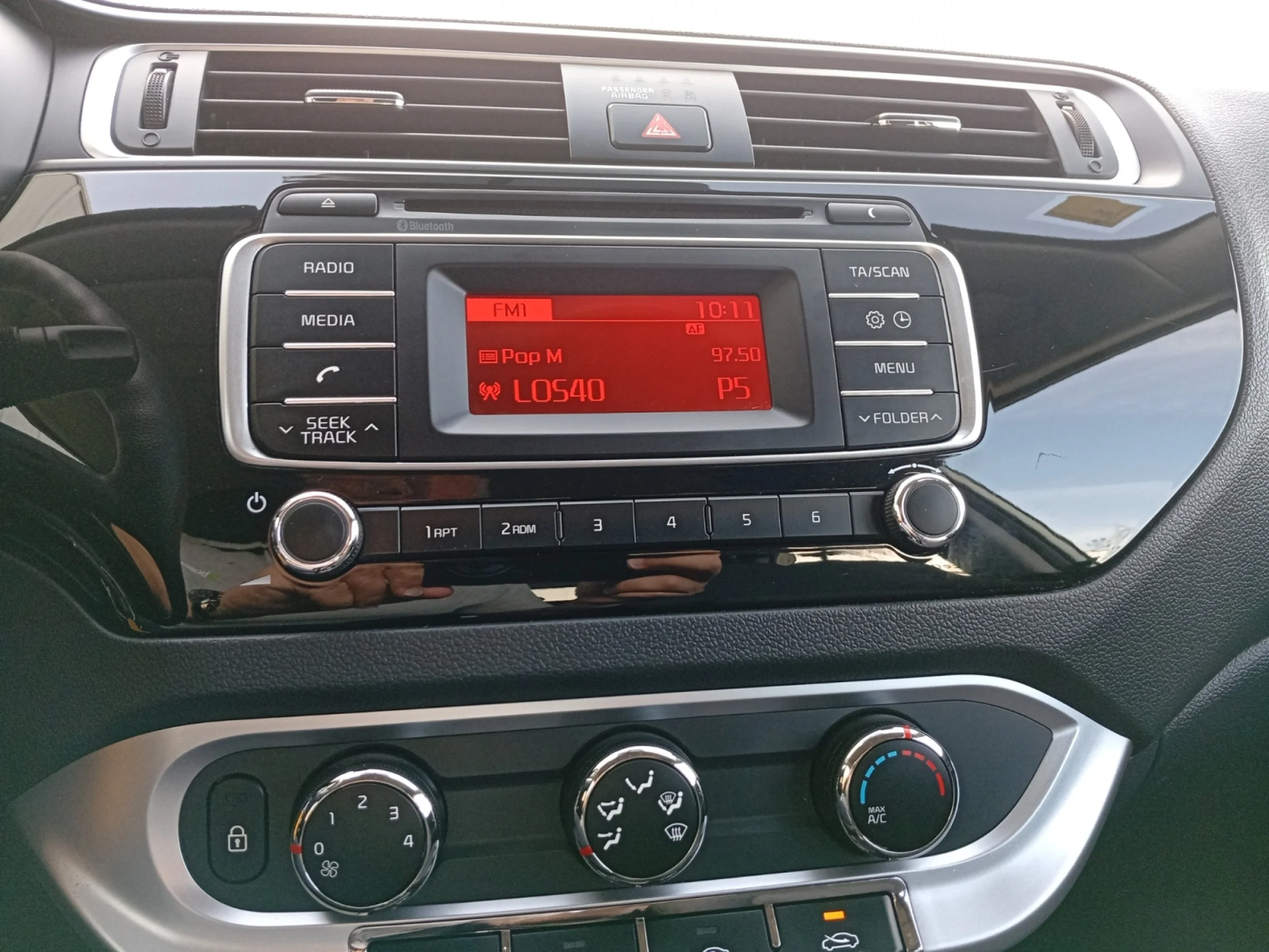 KIA Rio 1.2 CVVT 62KW (84CV) CONCEPT - Foto 9