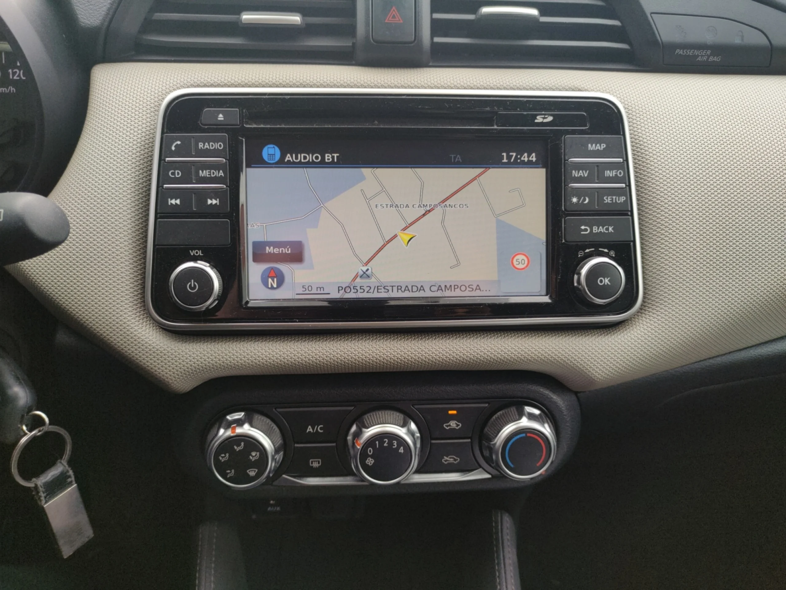 NISSAN MICRA 1.0G 52 KW (70 CV) ACENTA - Foto 9