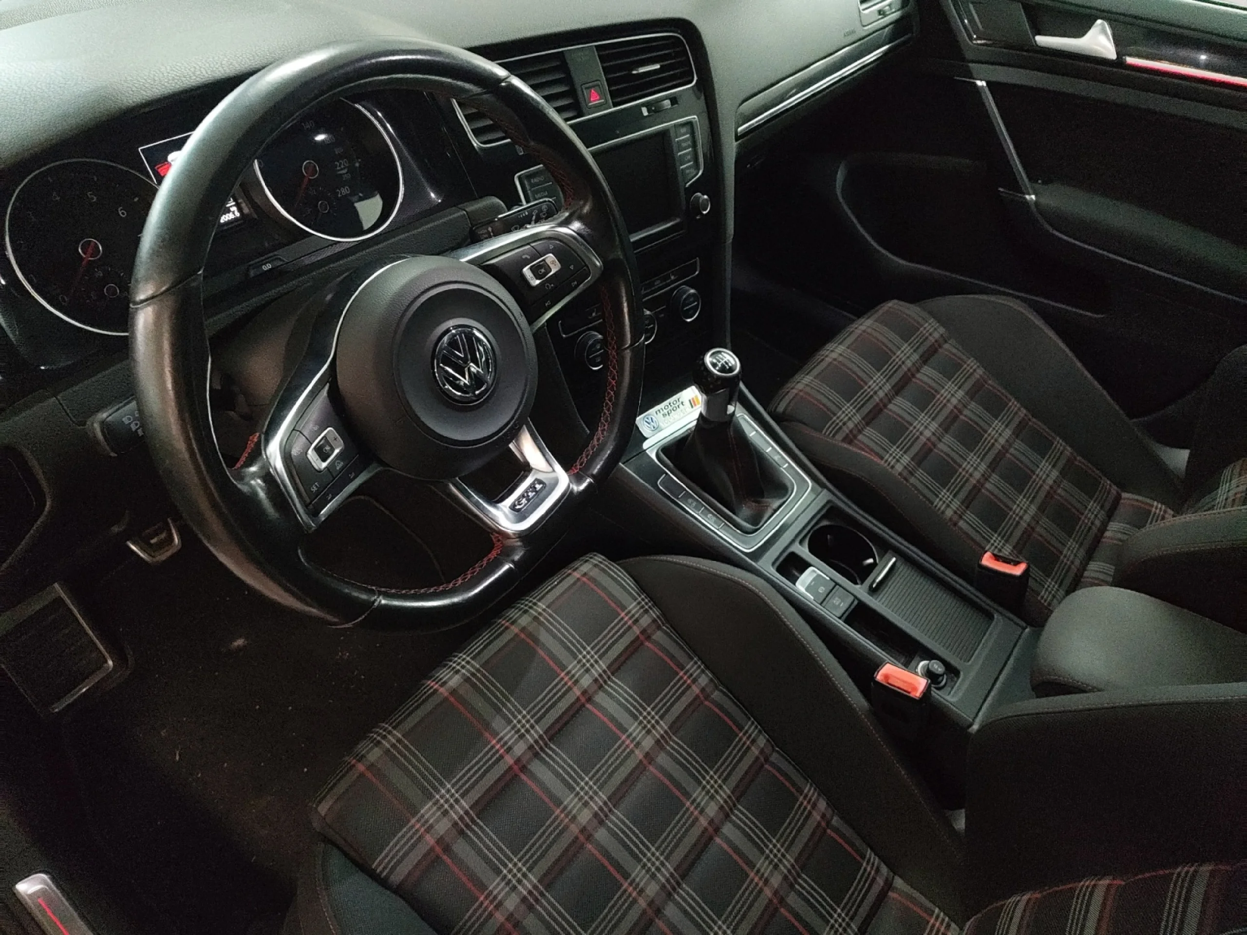 VOLKSWAGEN GOLF 2.0 TSI 230CV GTI PERFORMANCE BMT - Foto 6