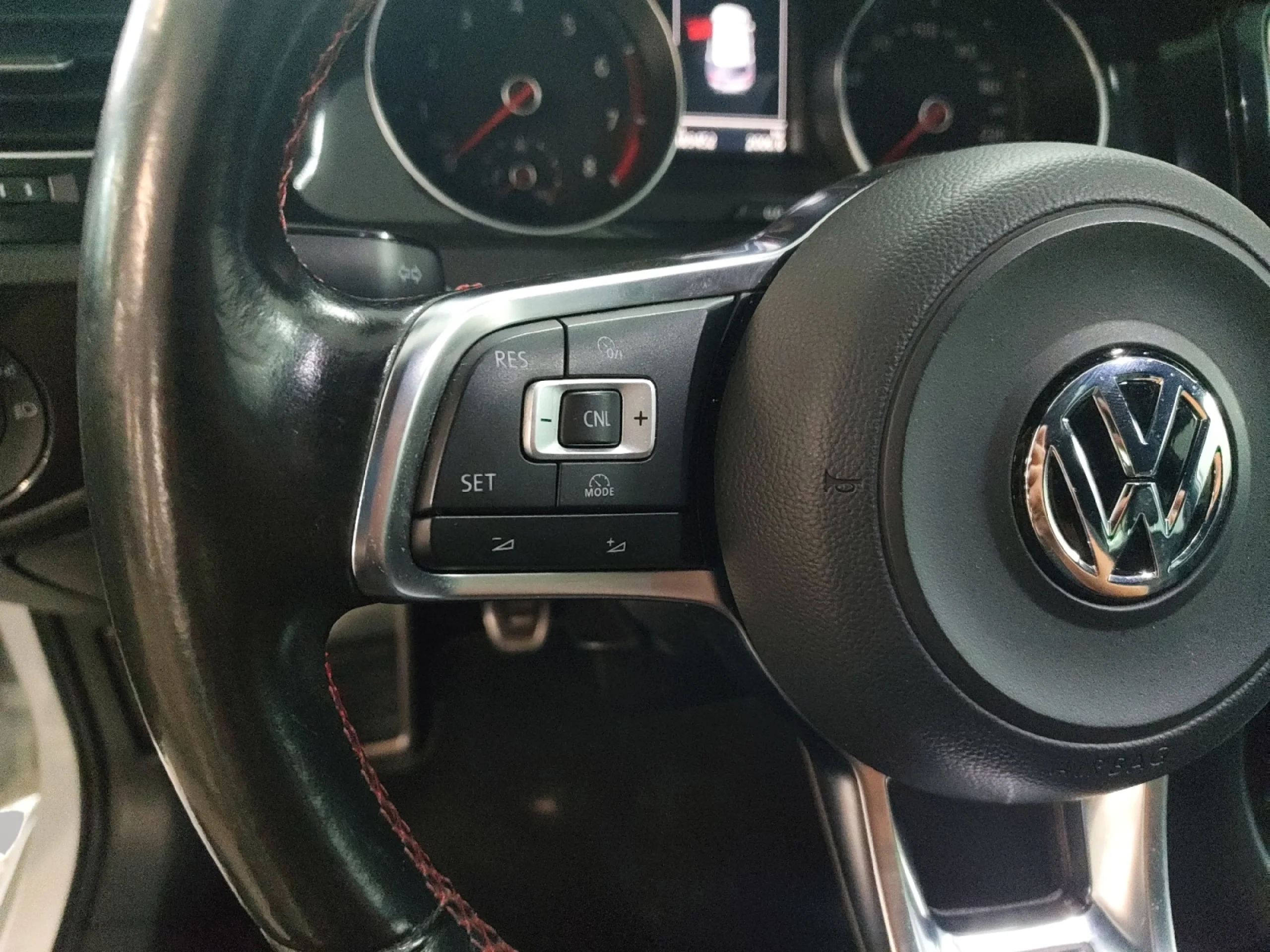 VOLKSWAGEN GOLF 2.0 TSI 230CV GTI PERFORMANCE BMT - Foto 7