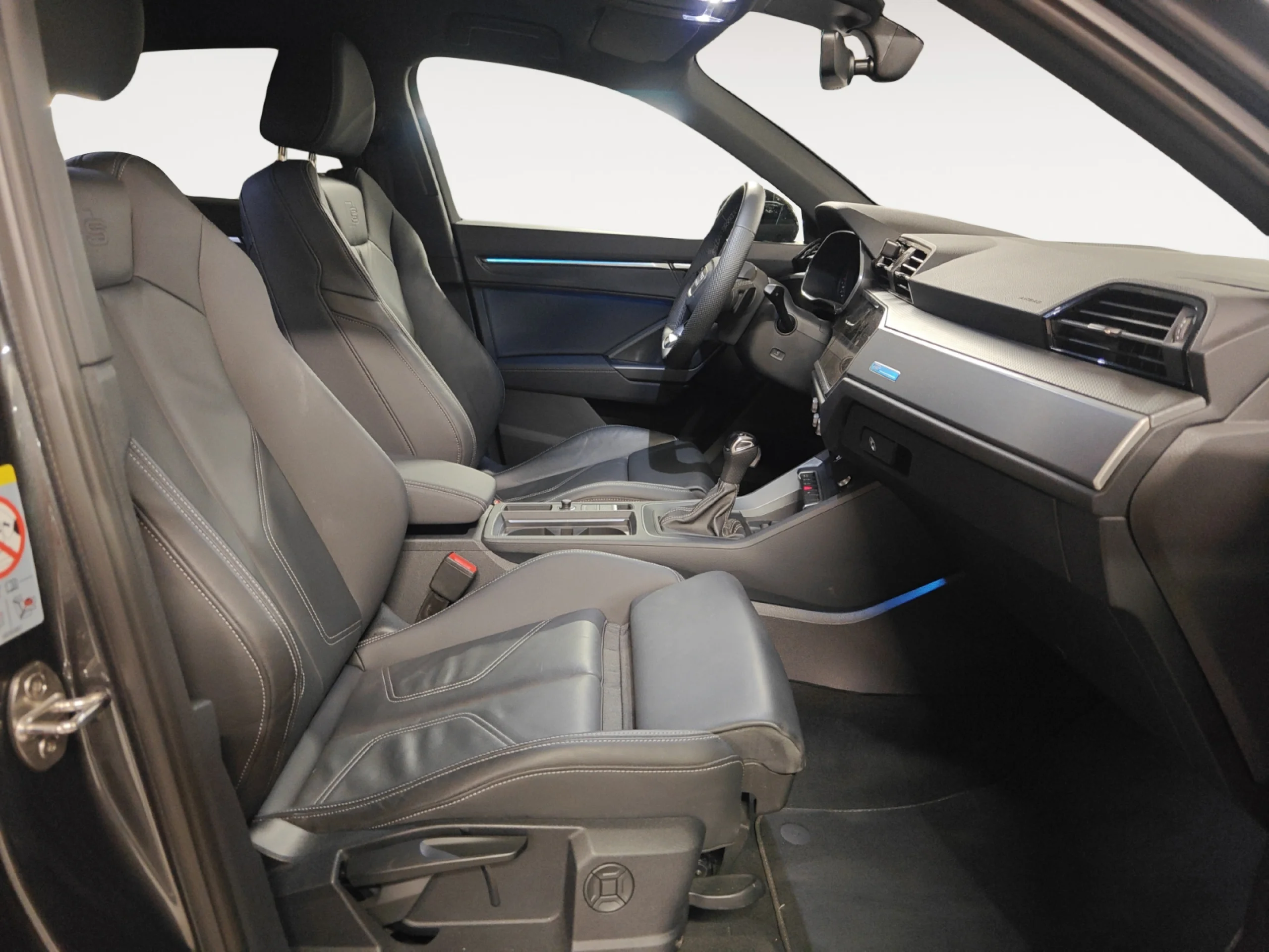 AUDI Q3 BLACK LINE 35 TDI 110KW (150CV) S TRONIC - Foto 5