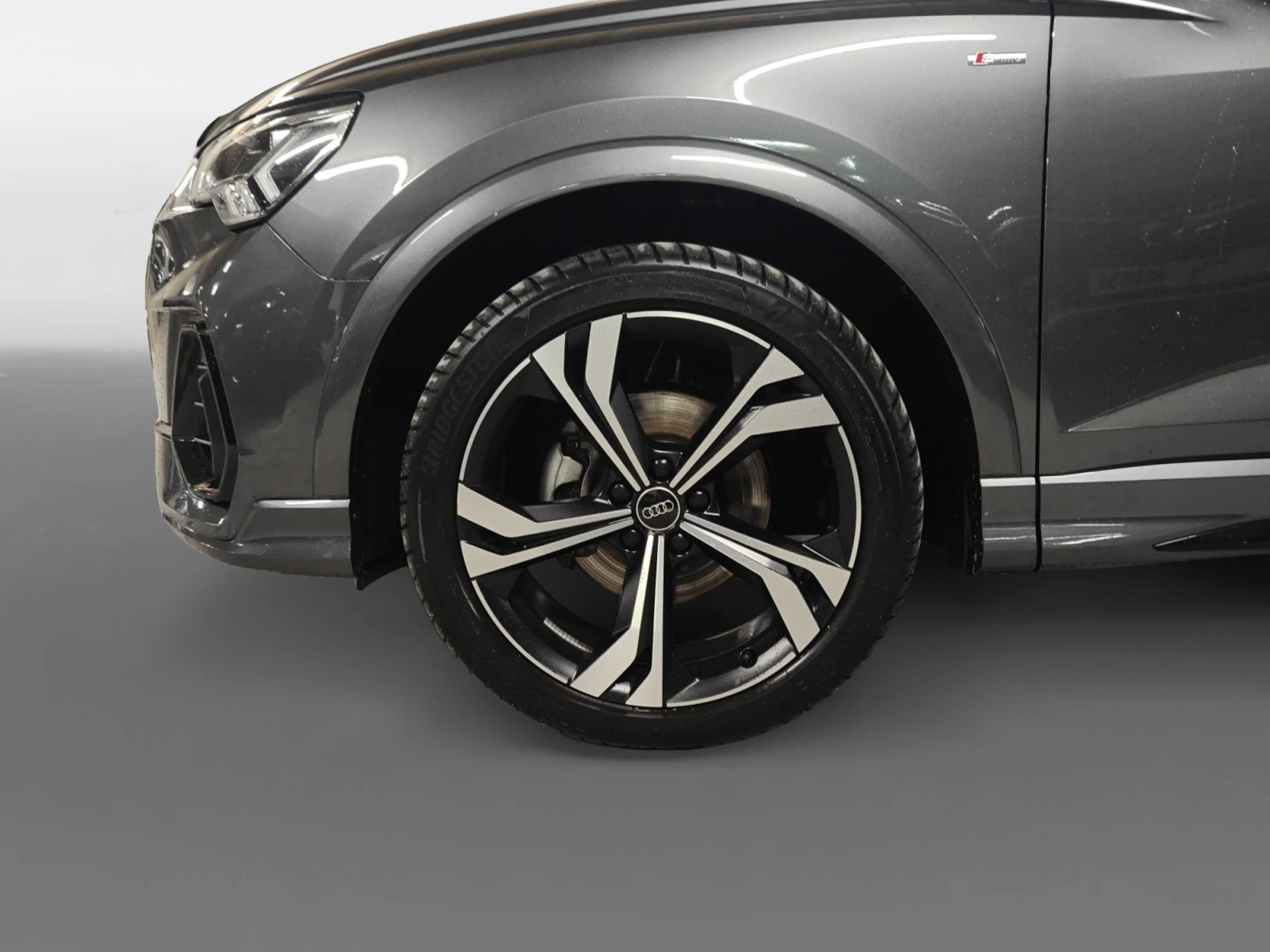 AUDI Q3 BLACK LINE 35 TDI 110KW (150CV) S TRONIC - Foto 8