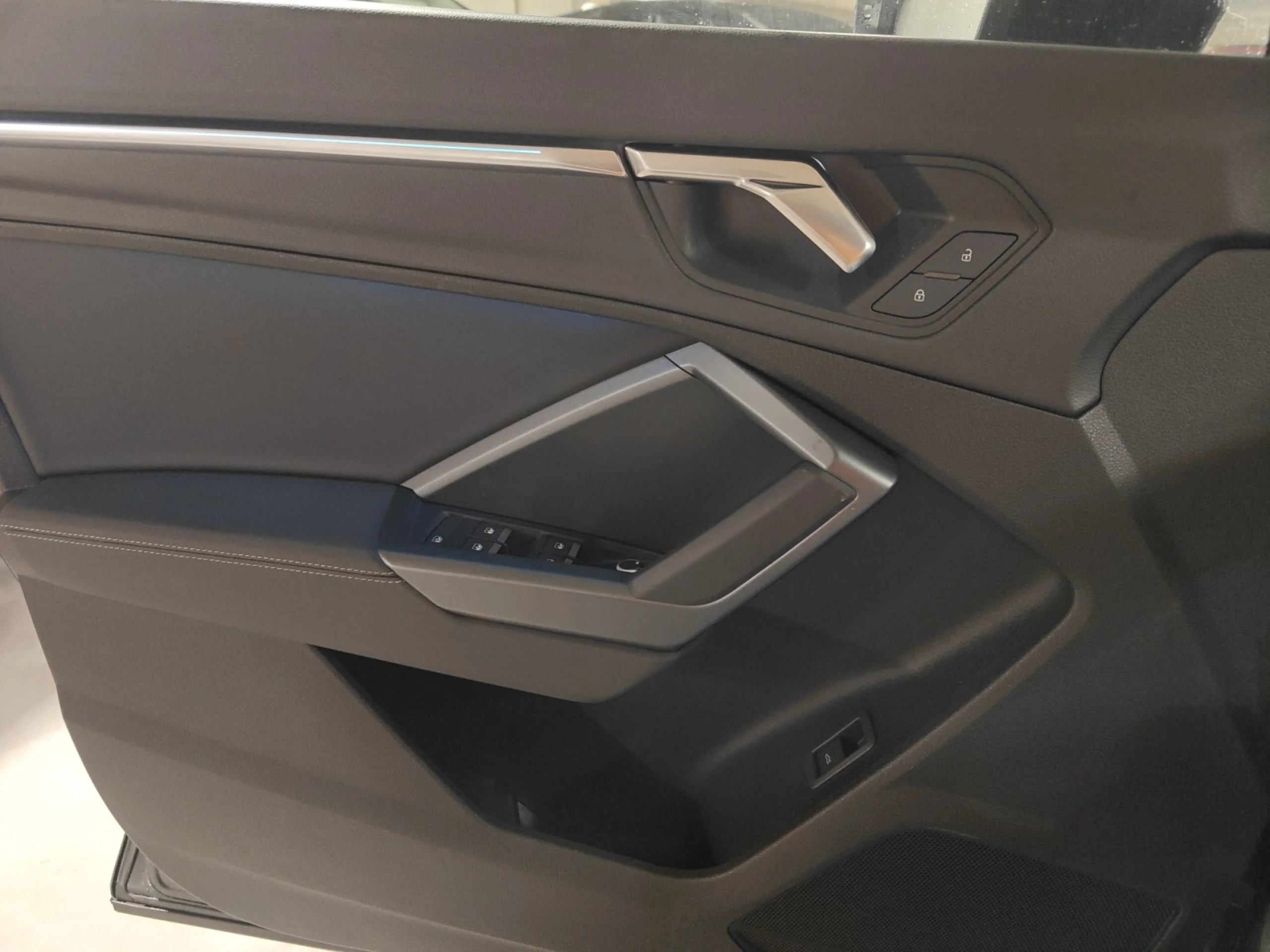 AUDI Q3 BLACK LINE 35 TDI 110KW (150CV) S TRONIC - Foto 13