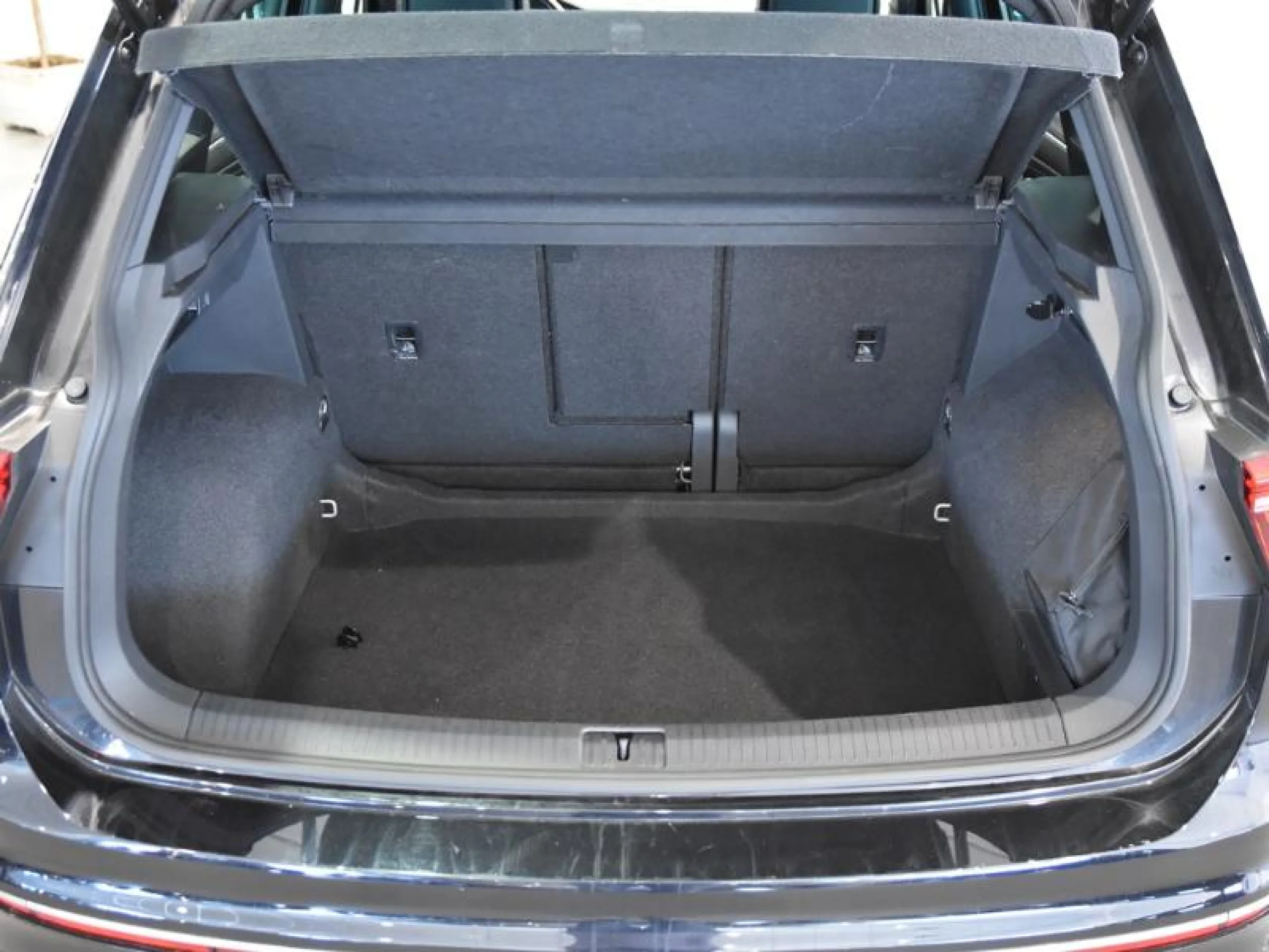 VOLKSWAGEN TIGUAN R LINE 2.0 TDI 110KW (150CV) - Foto 7