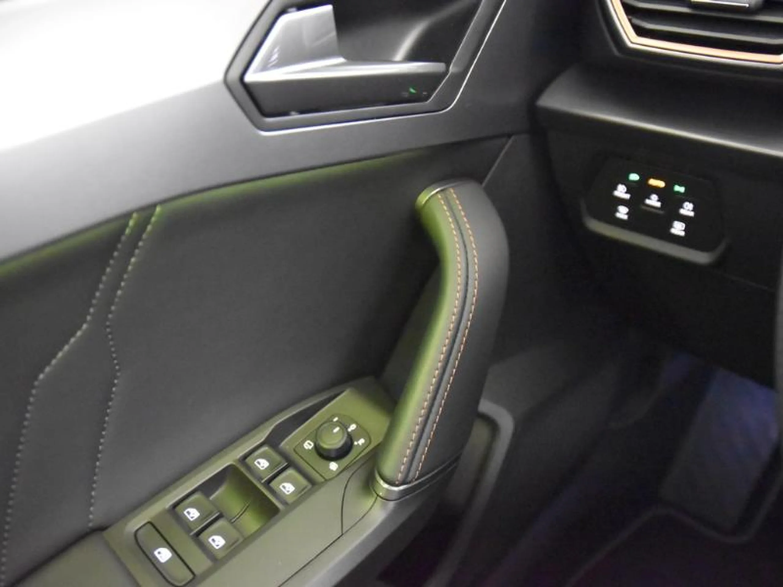 CUPRA FORMENTOR 1.5 TSI 110KW (150 CV) TECH ED 19 DSG - Foto 17