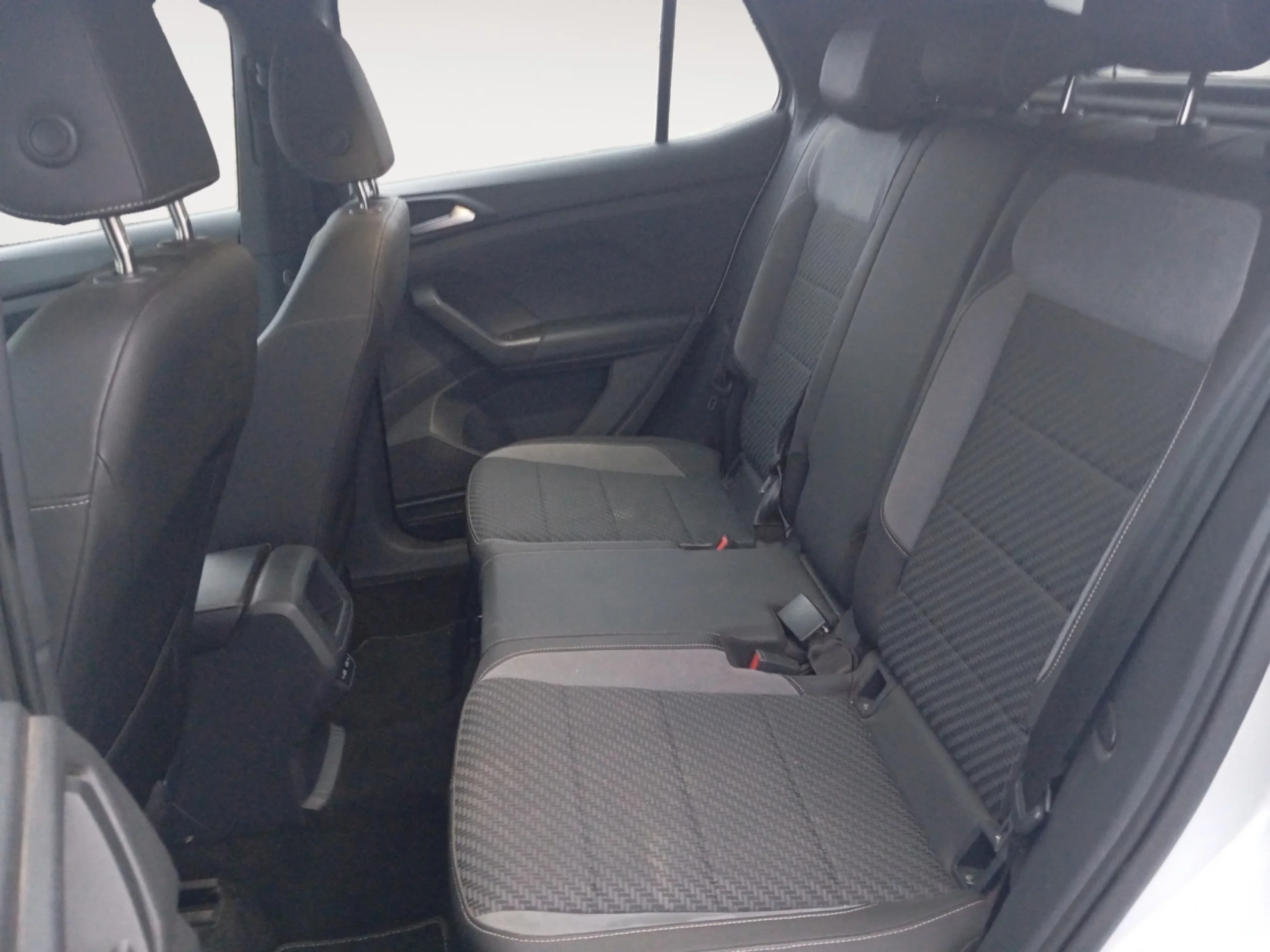 VOLKSWAGEN T CROSS SPORT 1.0 TSI 81KW (110CV) - Foto 6