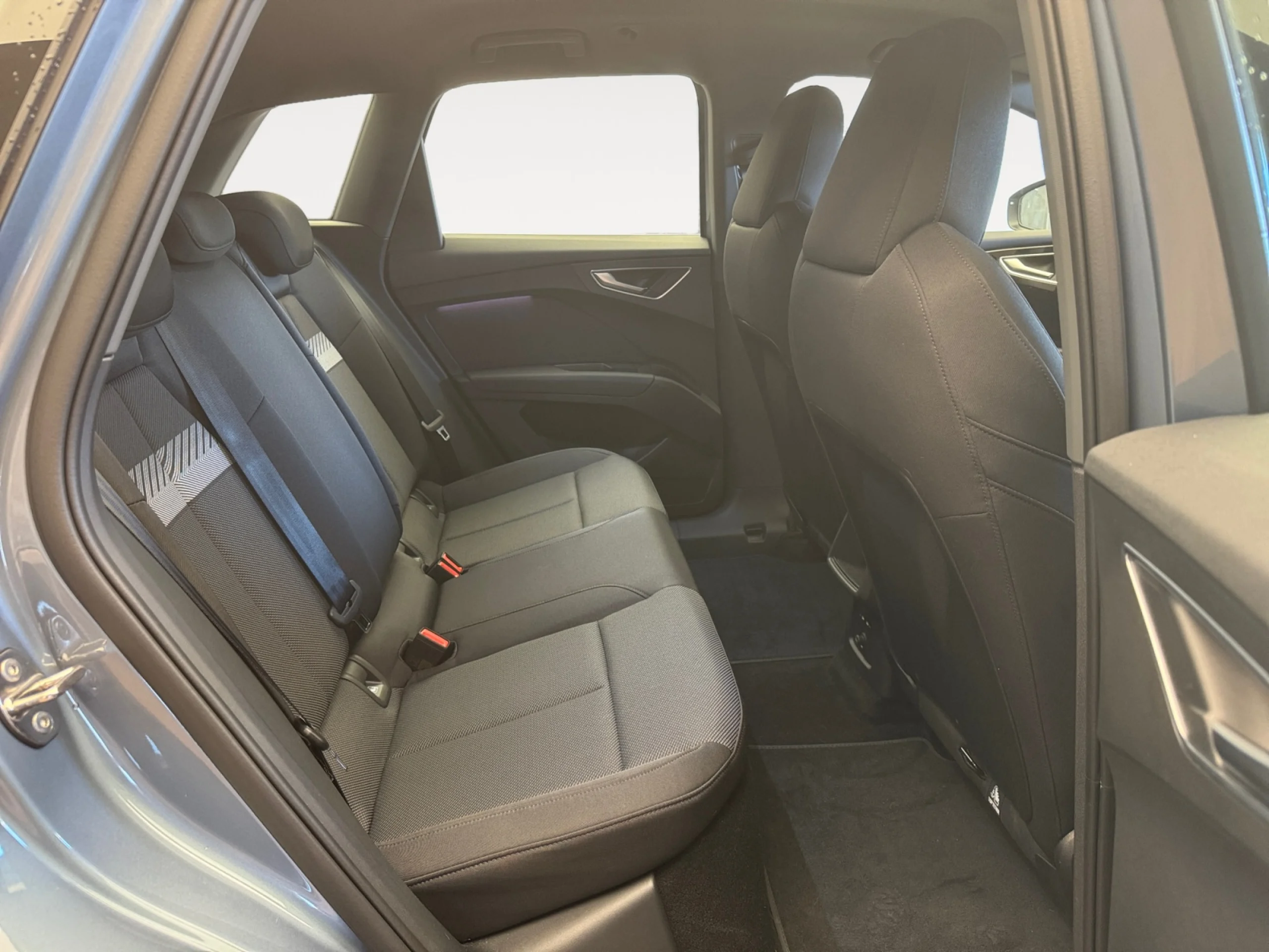 AUDI Q4 E TRON ADVANCED 40 E TRON 150KW 63KWH - Foto 4