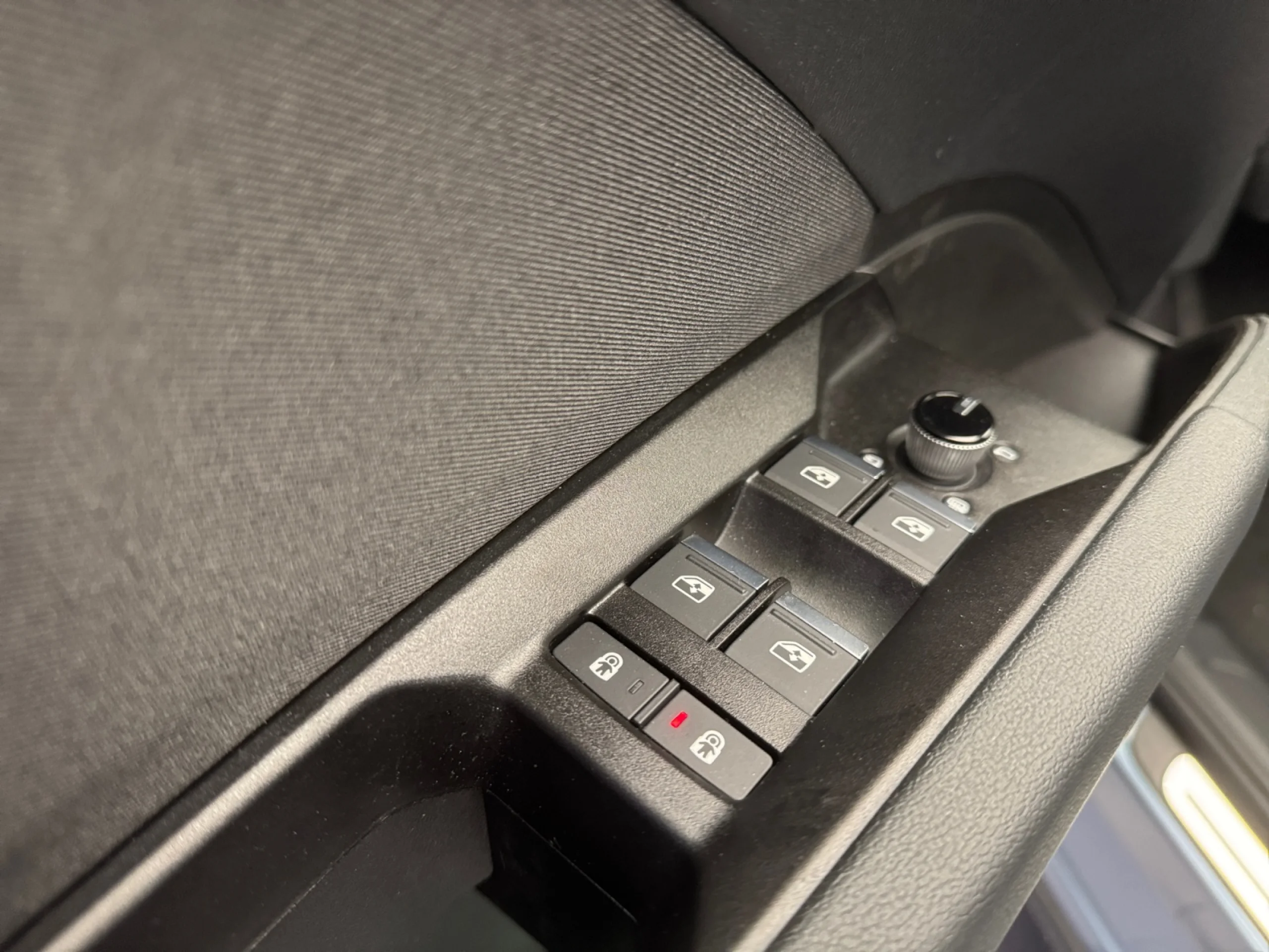 AUDI Q4 E TRON ADVANCED 40 E TRON 150KW 63KWH - Foto 9