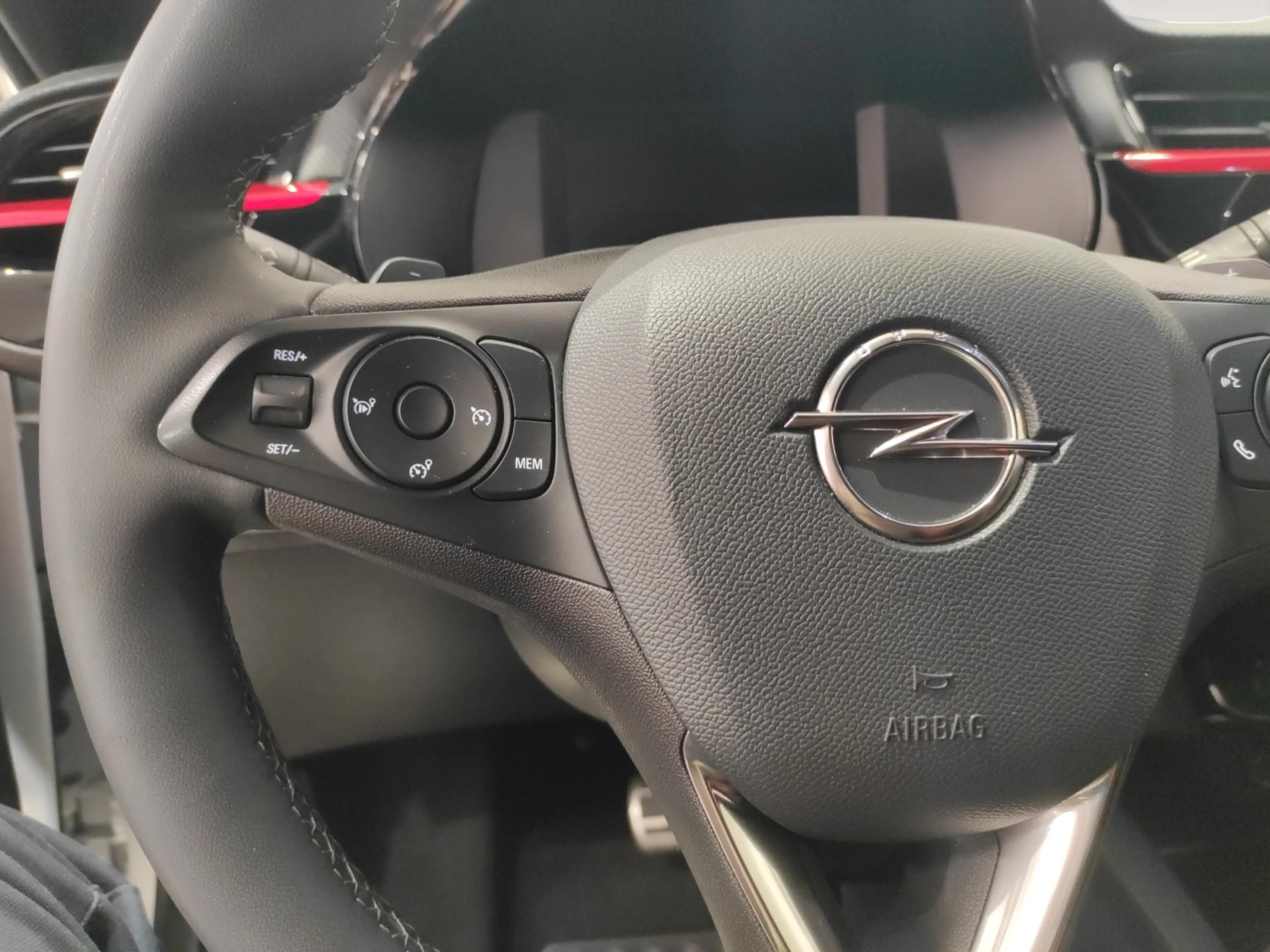 OPEL CORSA 1.2T XHT 96KW (130CV) GS LINE AUTO - Foto 12