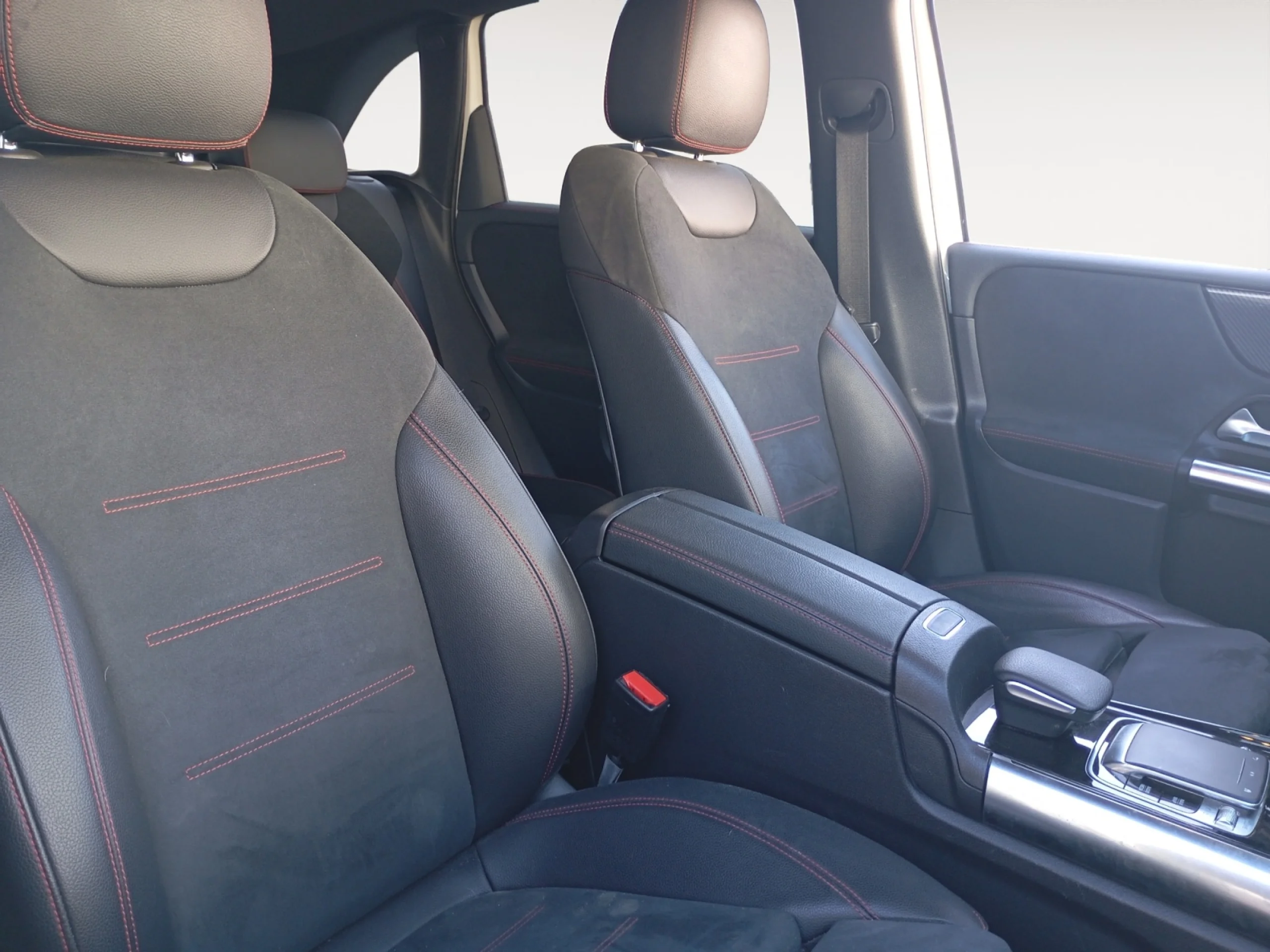 MERCEDES-BENZ CLASE B B 200 D - Foto 5