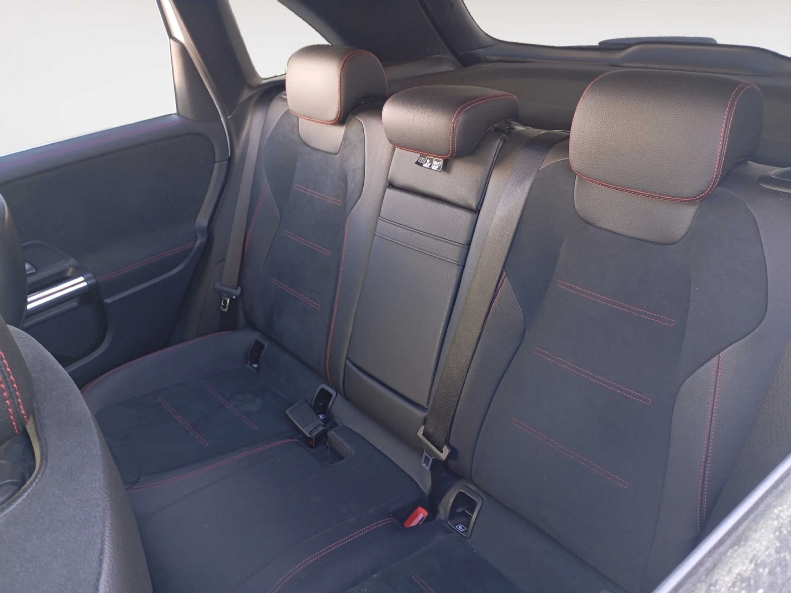 MERCEDES-BENZ CLASE B B 200 D - Foto 6