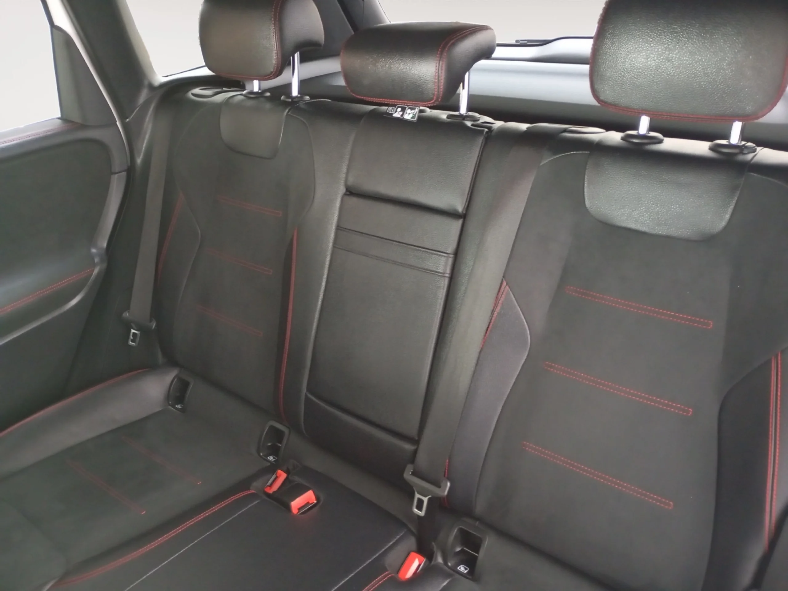 MERCEDES-BENZ CLASE B B 200 D - Foto 6