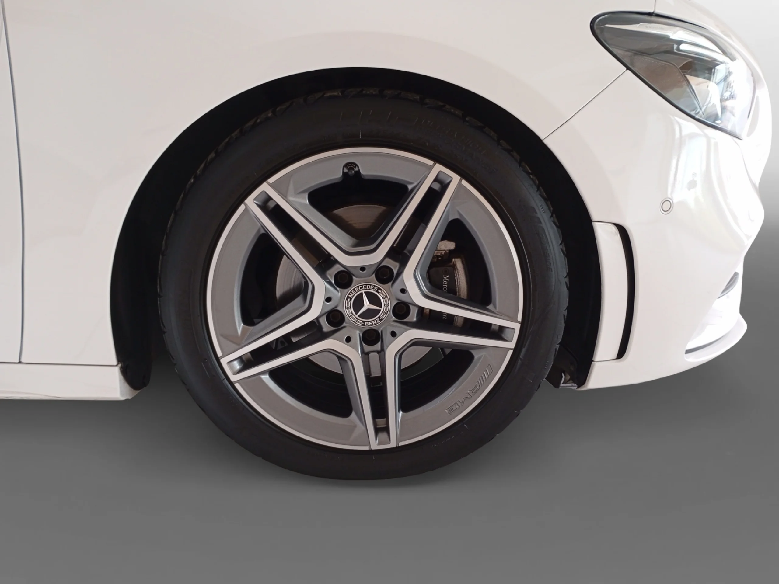 MERCEDES-BENZ CLASE B B 200 D - Foto 8