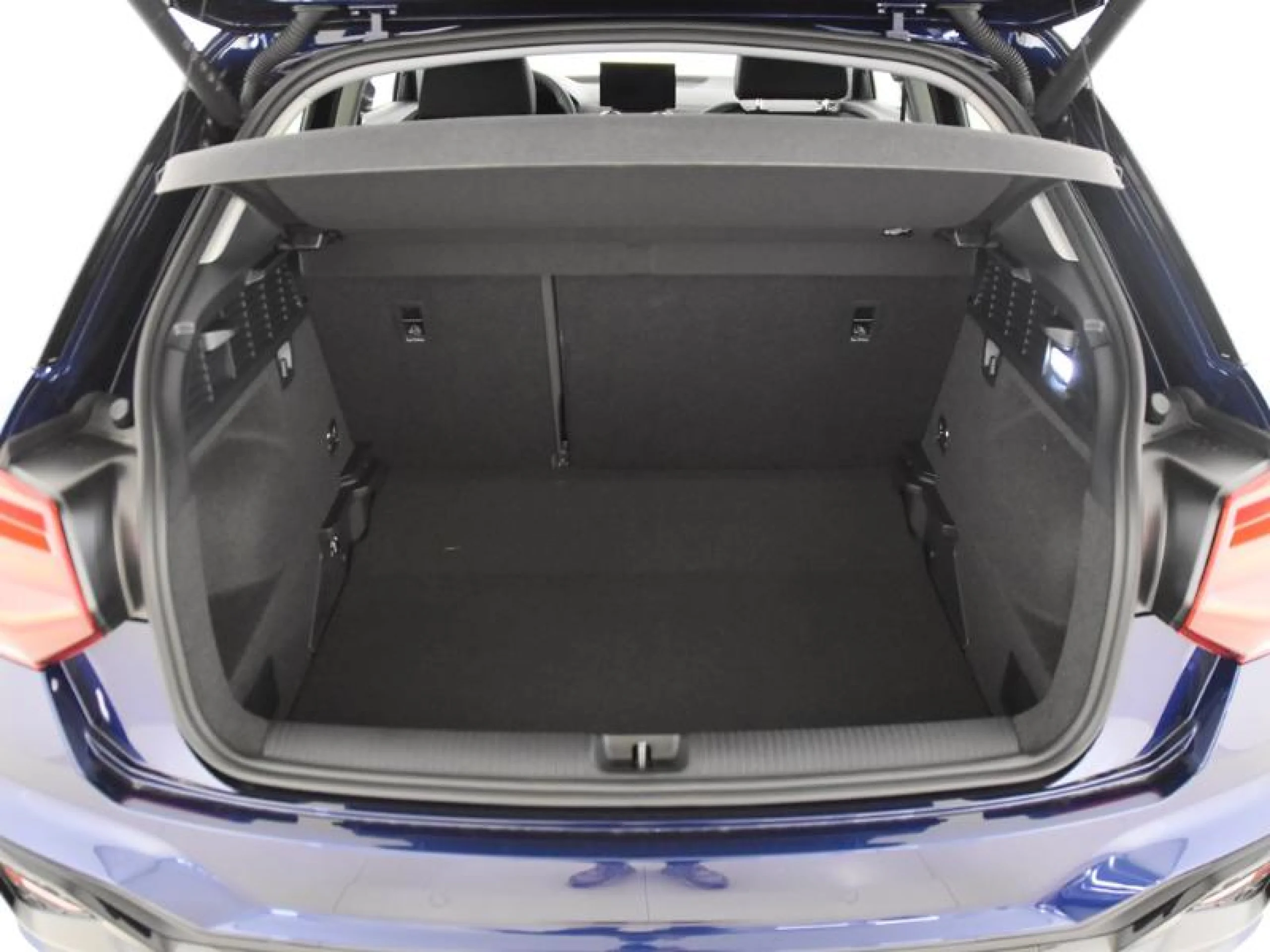 AUDI Q2 BLACK LINE 35 TDI 110KW (150CV) S TRONIC - Foto 7