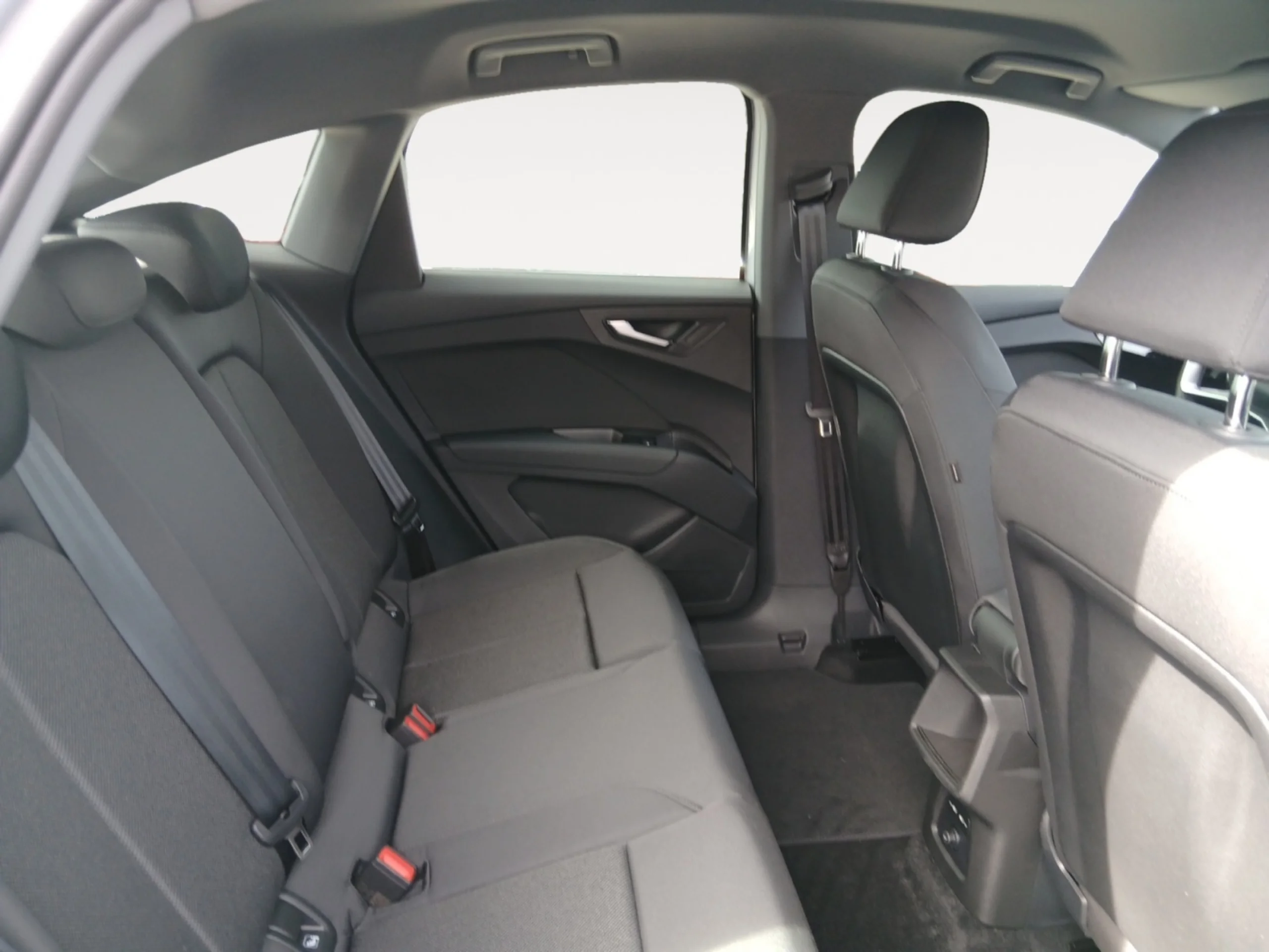 AUDI Q4 SPORTBACK E TRON ADVANCED 40 E TRON 150KW 63KWH - Foto 6