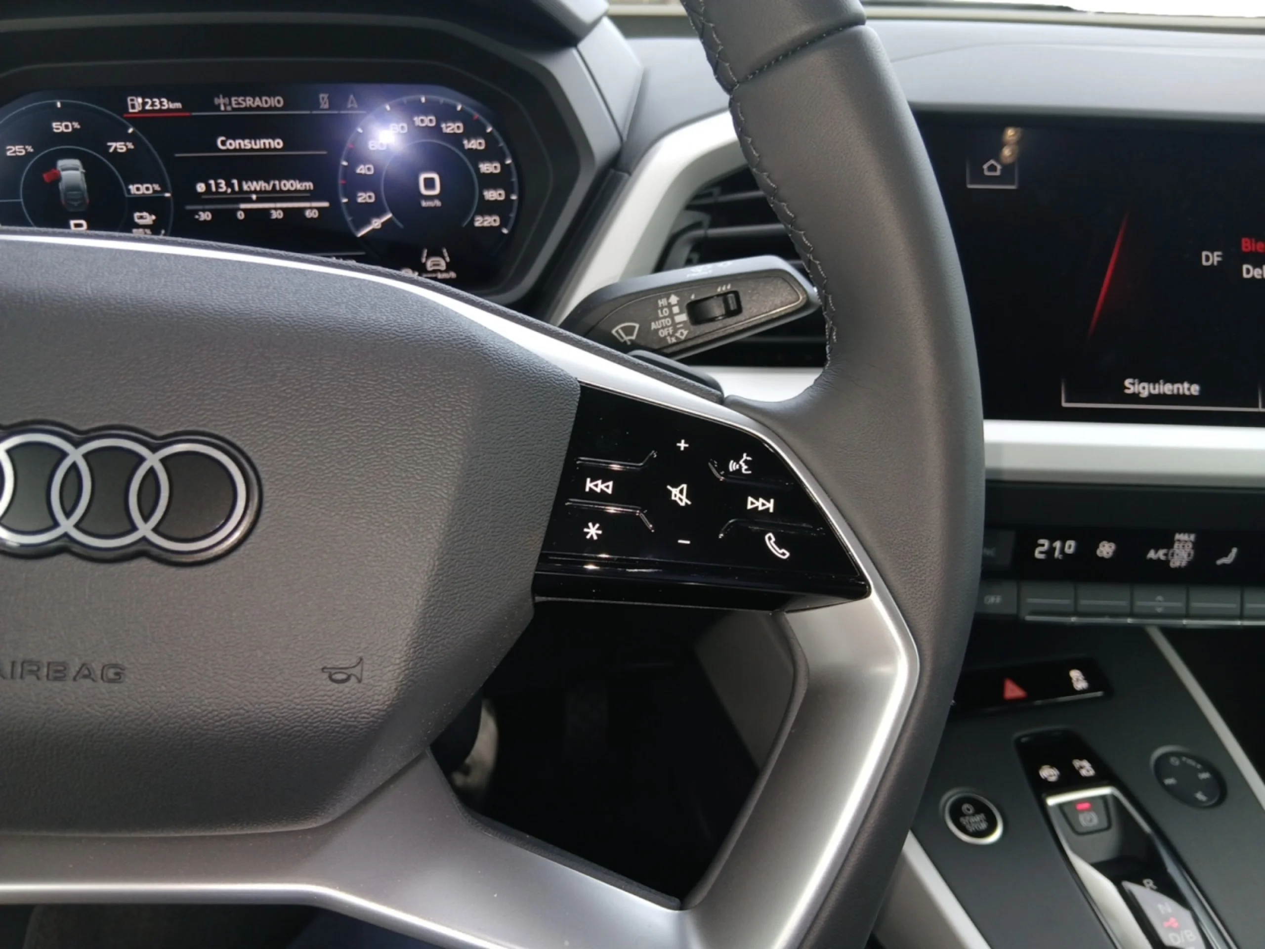 AUDI Q4 SPORTBACK E TRON ADVANCED 40 E TRON 150KW 63KWH - Foto 9