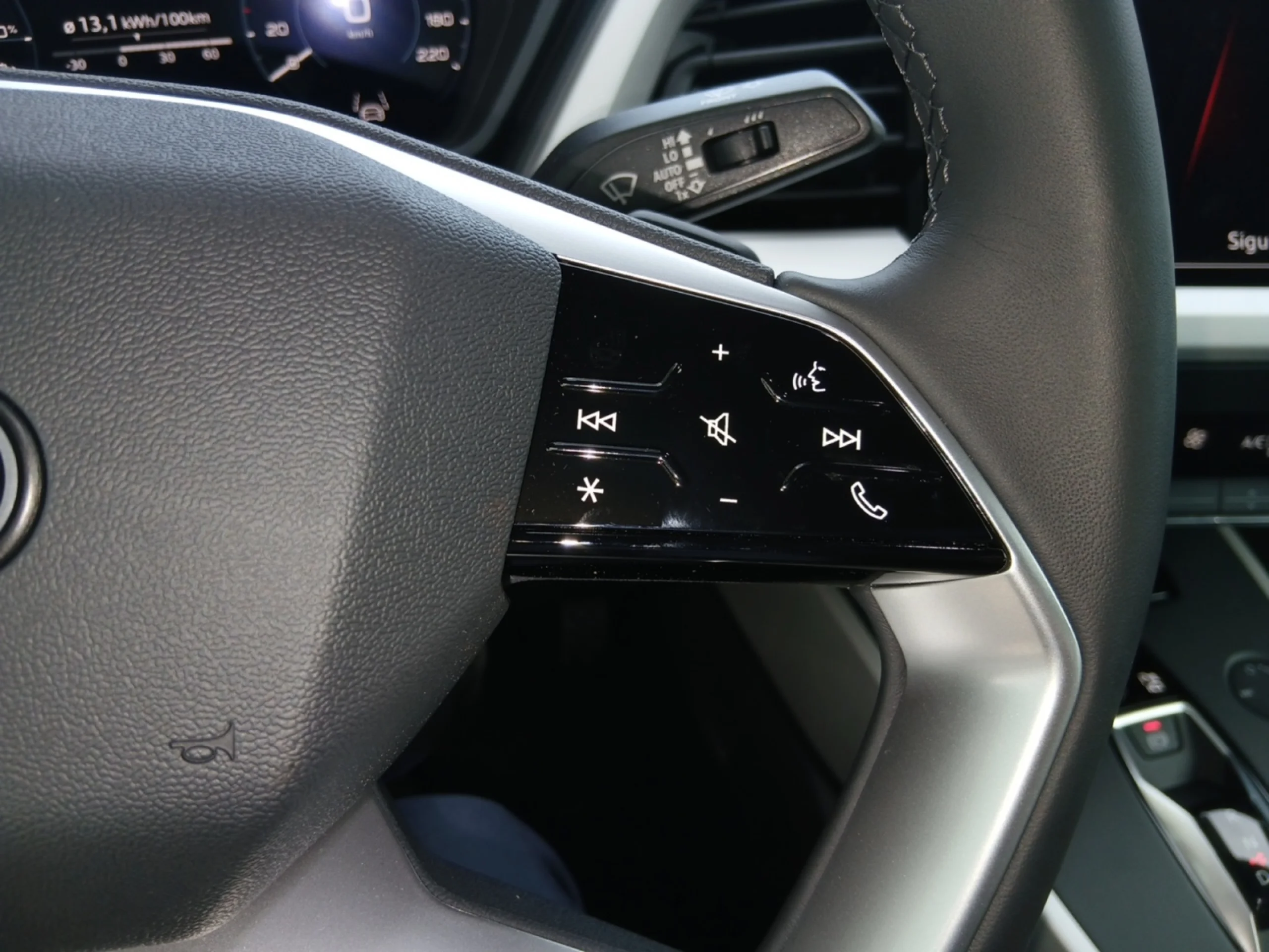 AUDI Q4 SPORTBACK E TRON ADVANCED 40 E TRON 150KW 63KWH - Foto 10