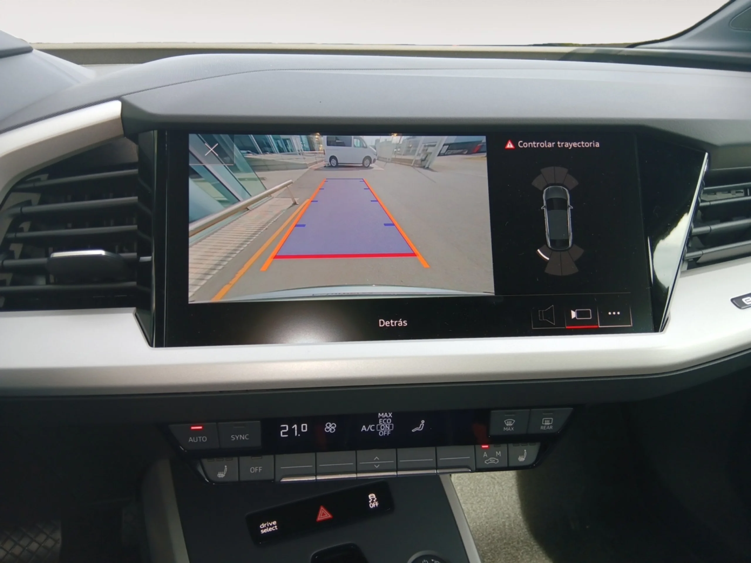 AUDI Q4 SPORTBACK E TRON ADVANCED 40 E TRON 150KW 63KWH - Foto 14