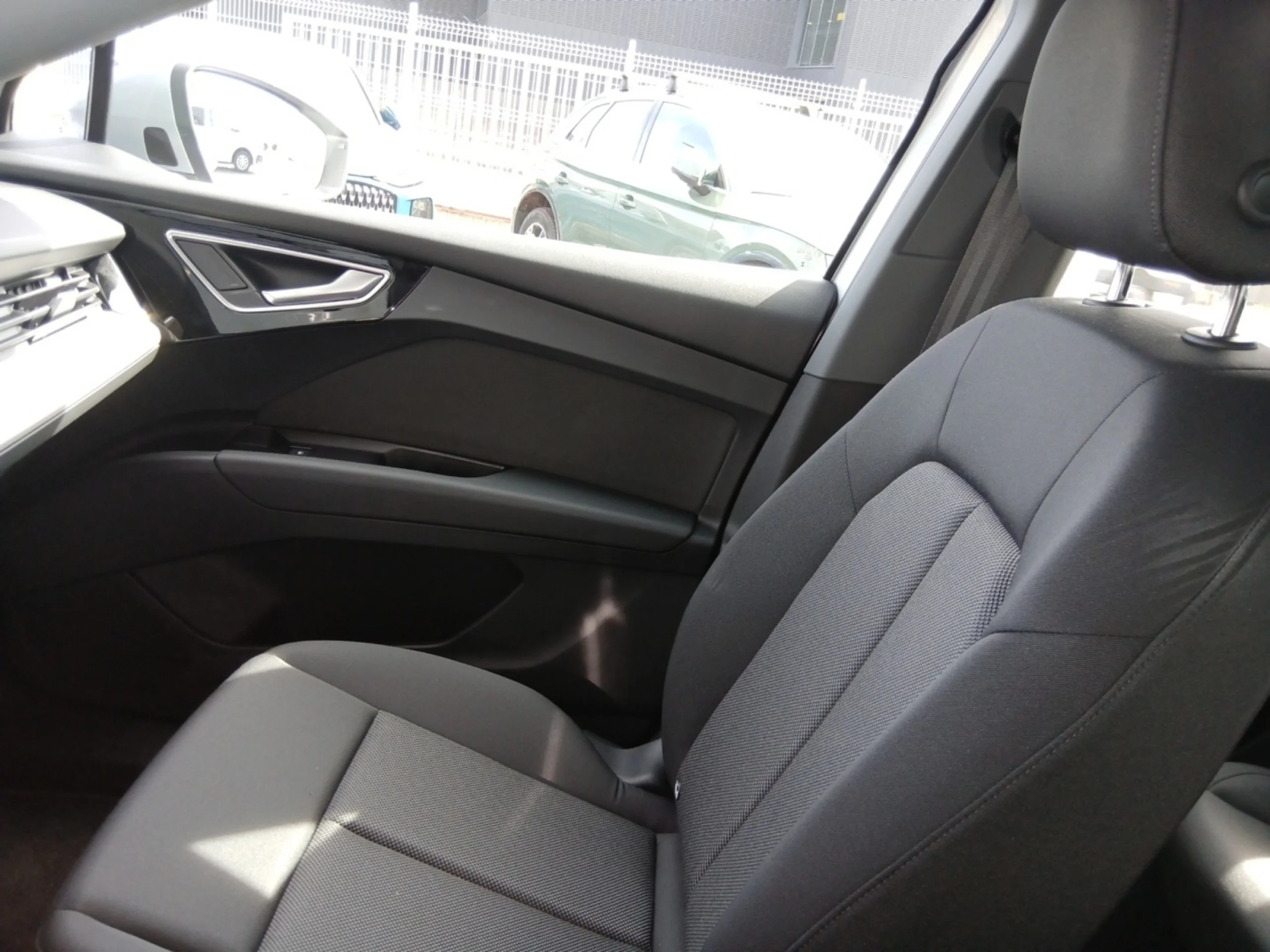 AUDI Q4 SPORTBACK E TRON ADVANCED 40 E TRON 150KW 63KWH - Foto 17