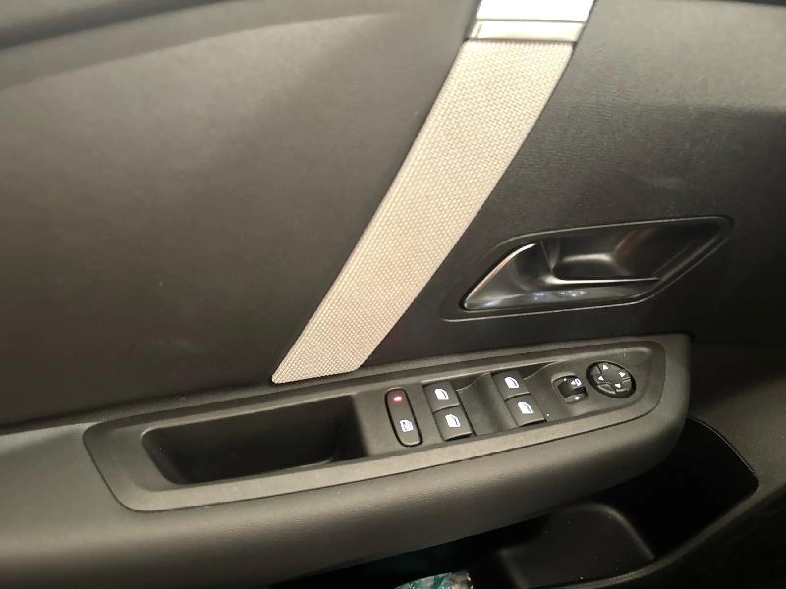 CITROEN C4 NUEVO Ë C4 ELÉCTRICO 115 KW   54KWH MAX - Foto 14