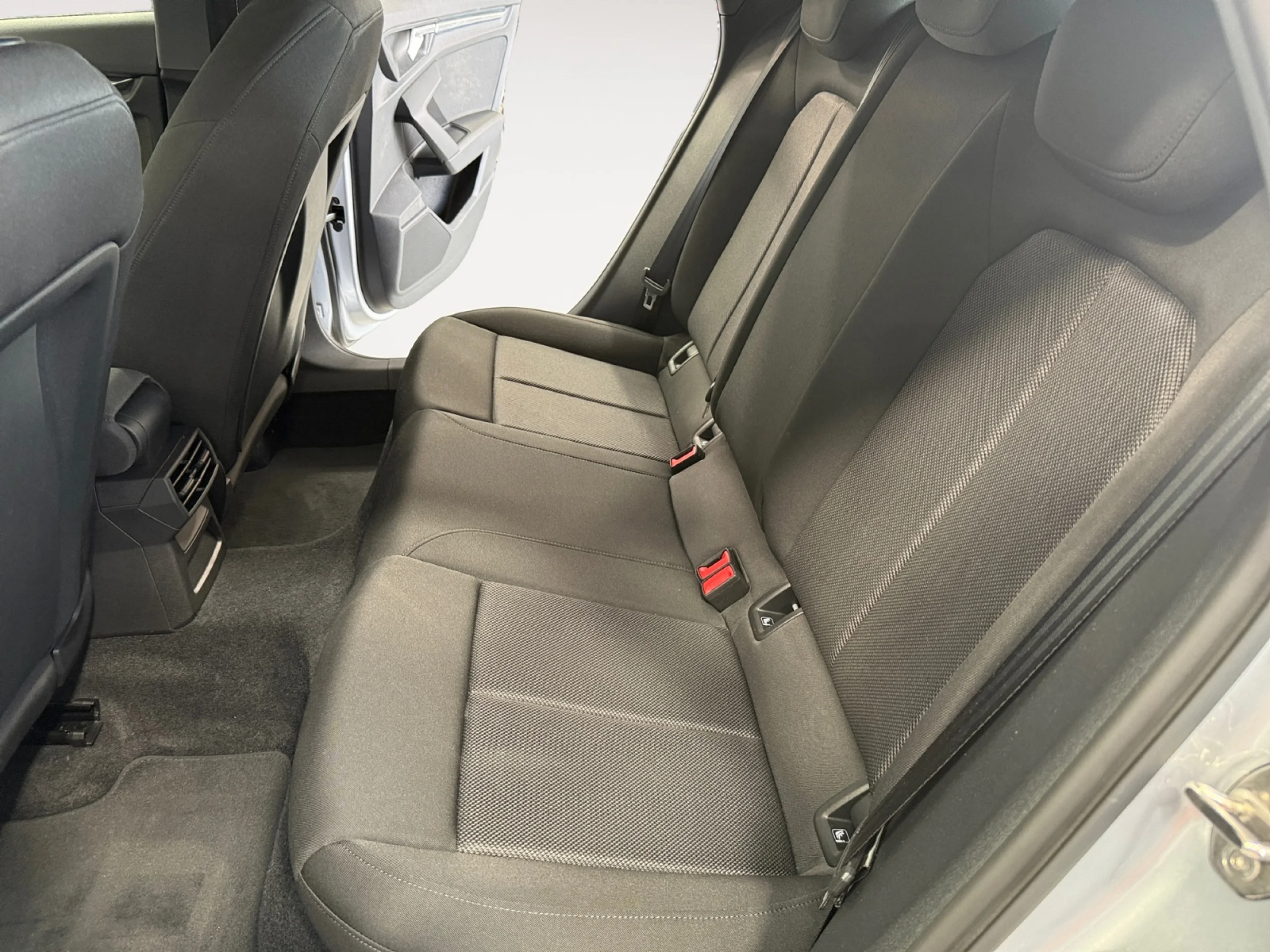 AUDI A3 SPORTBACK ADVANCED 35 TFSI 110KW (150CV) - Foto 6