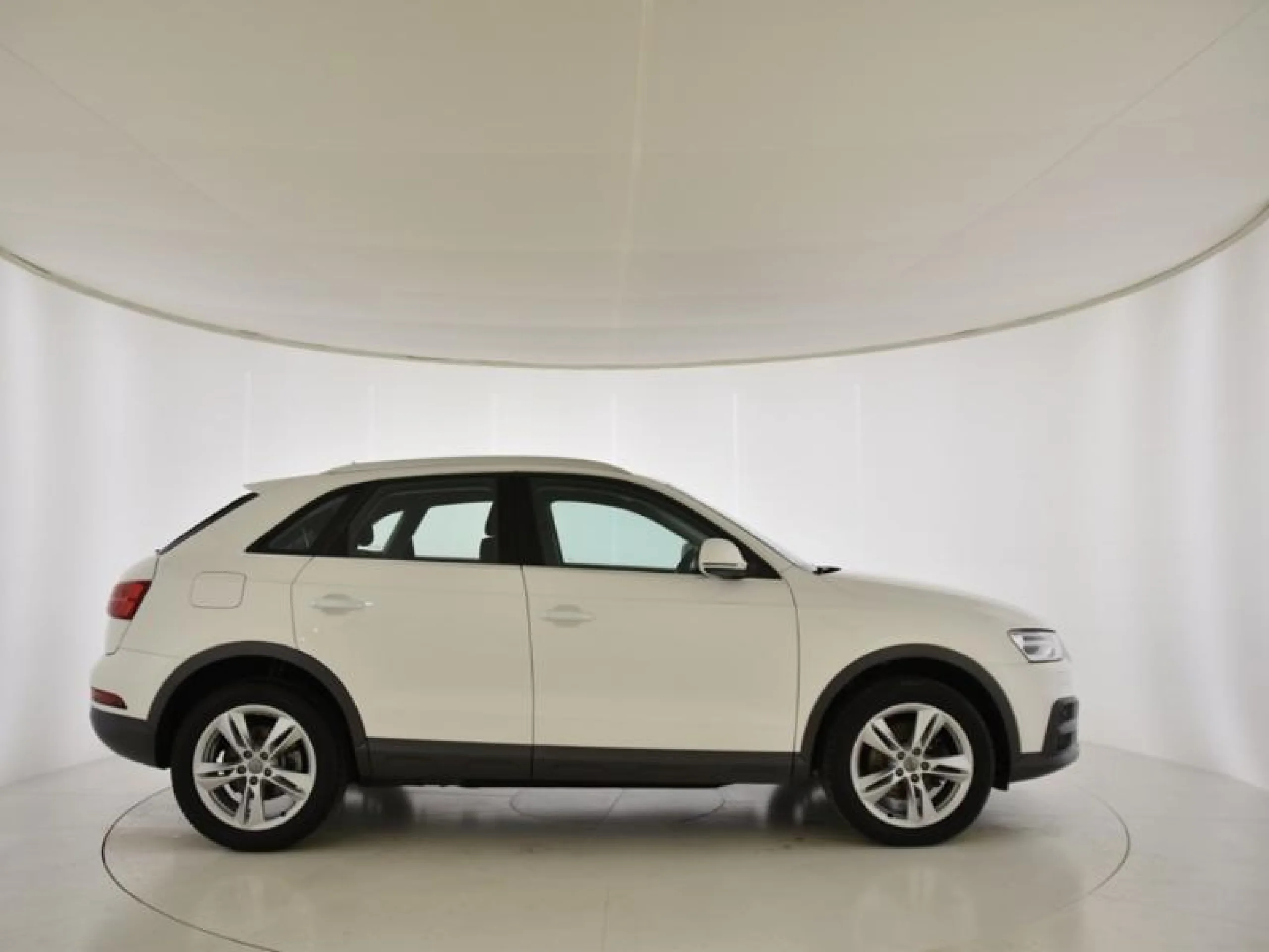 AUDI Q3 DESIGN EDITION 2.0 TDI 150CV - Foto 3