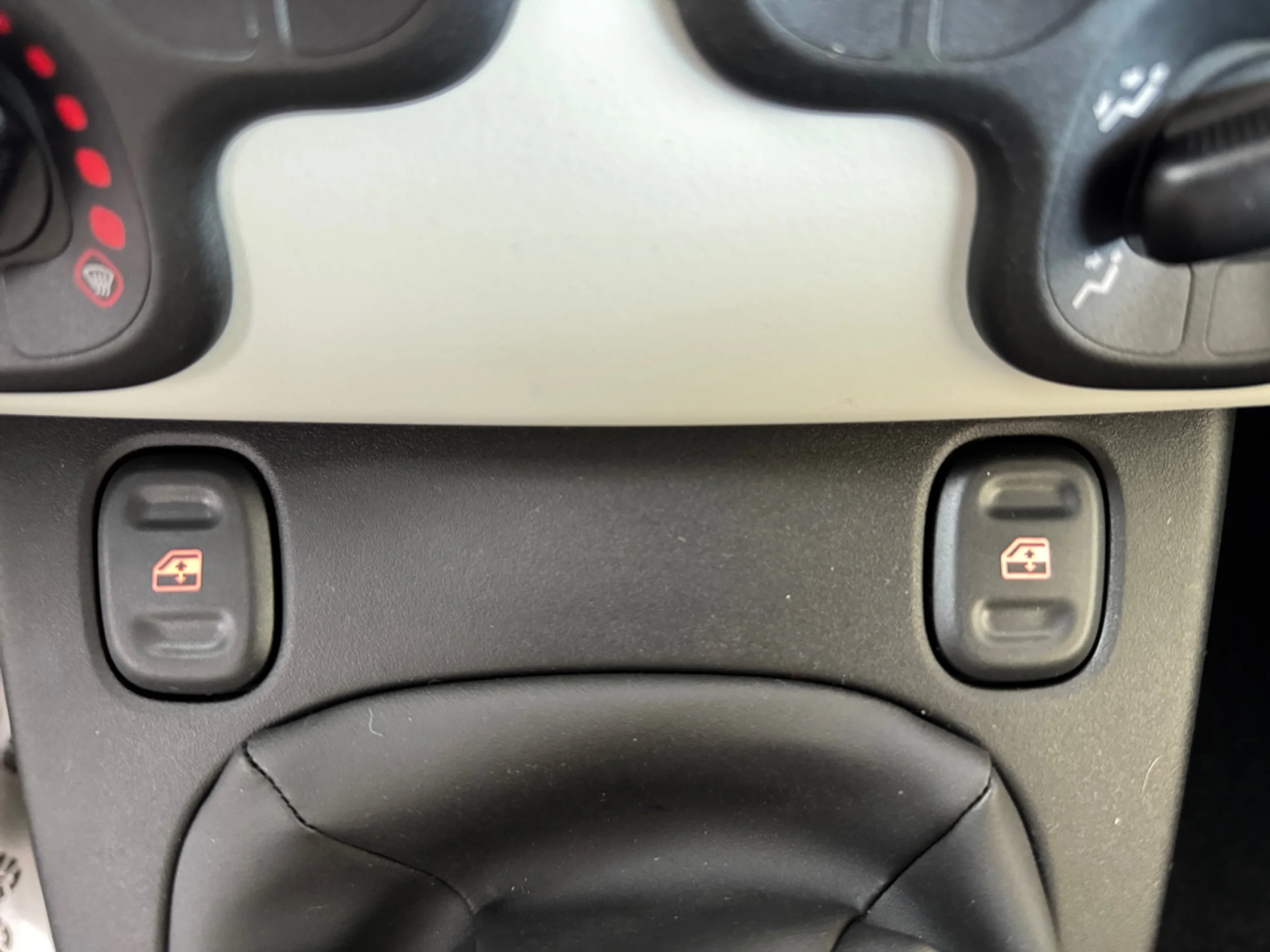 FIAT PANDA PANDINA 1.0 HYBRID 51KW (70CV) - Foto 21