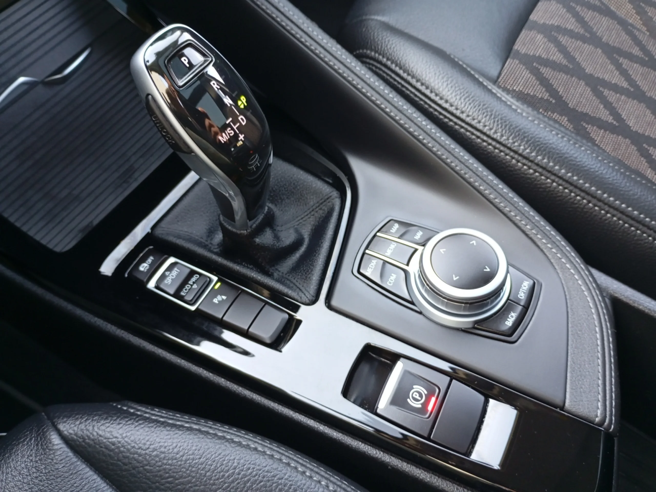 BMW X1 SDRIVE18D - Foto 16