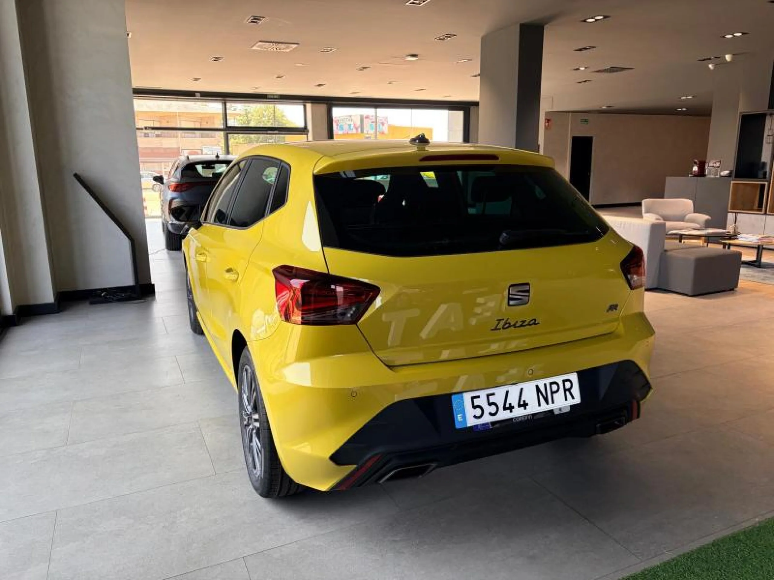 SEAT IBIZA 1.0 TSI 85KW (115CV) START&STOP FR+ - Foto 3