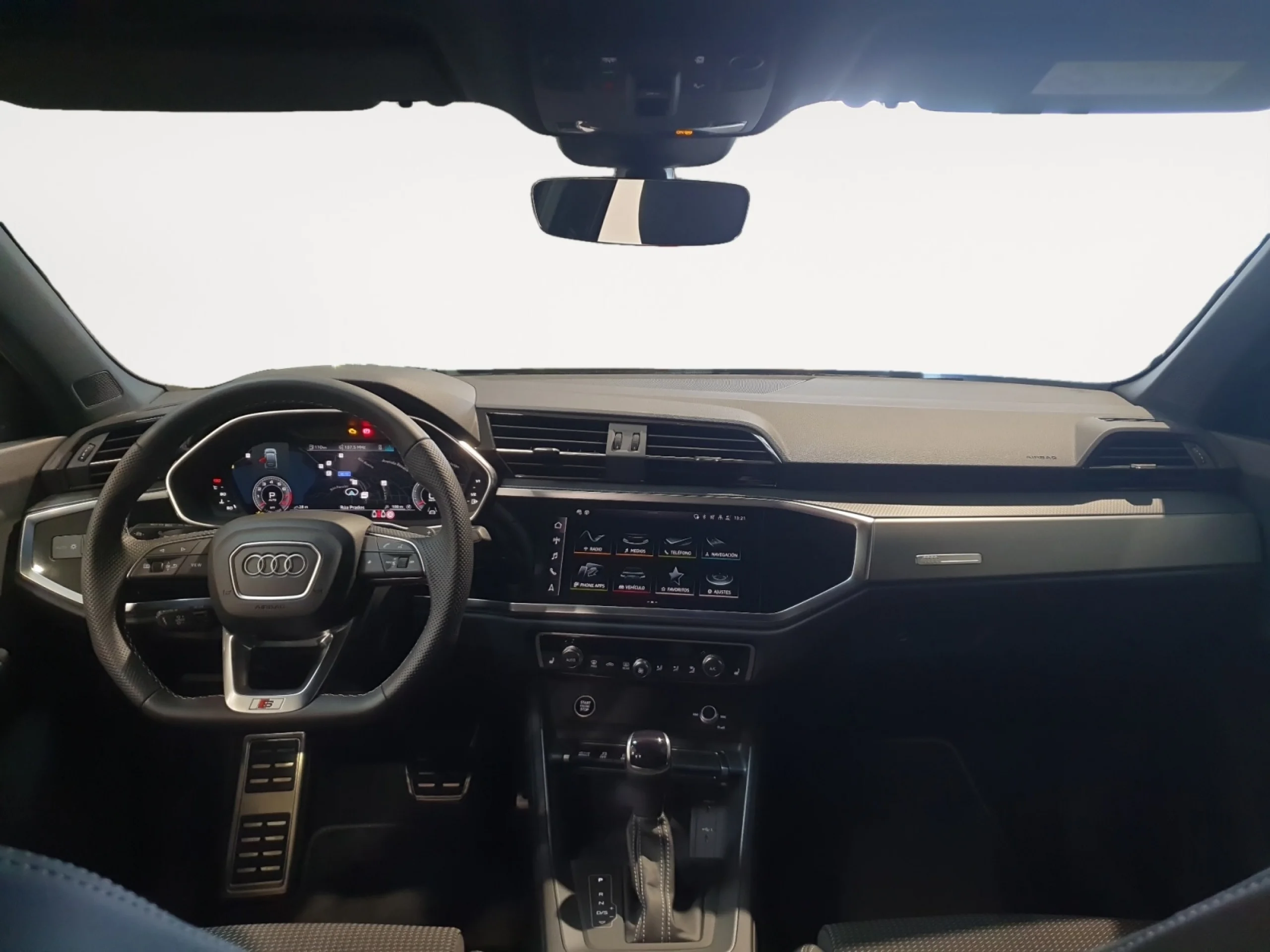 AUDI Q3 SPORTBACK 35 TFSI 110KW(150CV) S TRONIC BLACK LINE - Foto 6