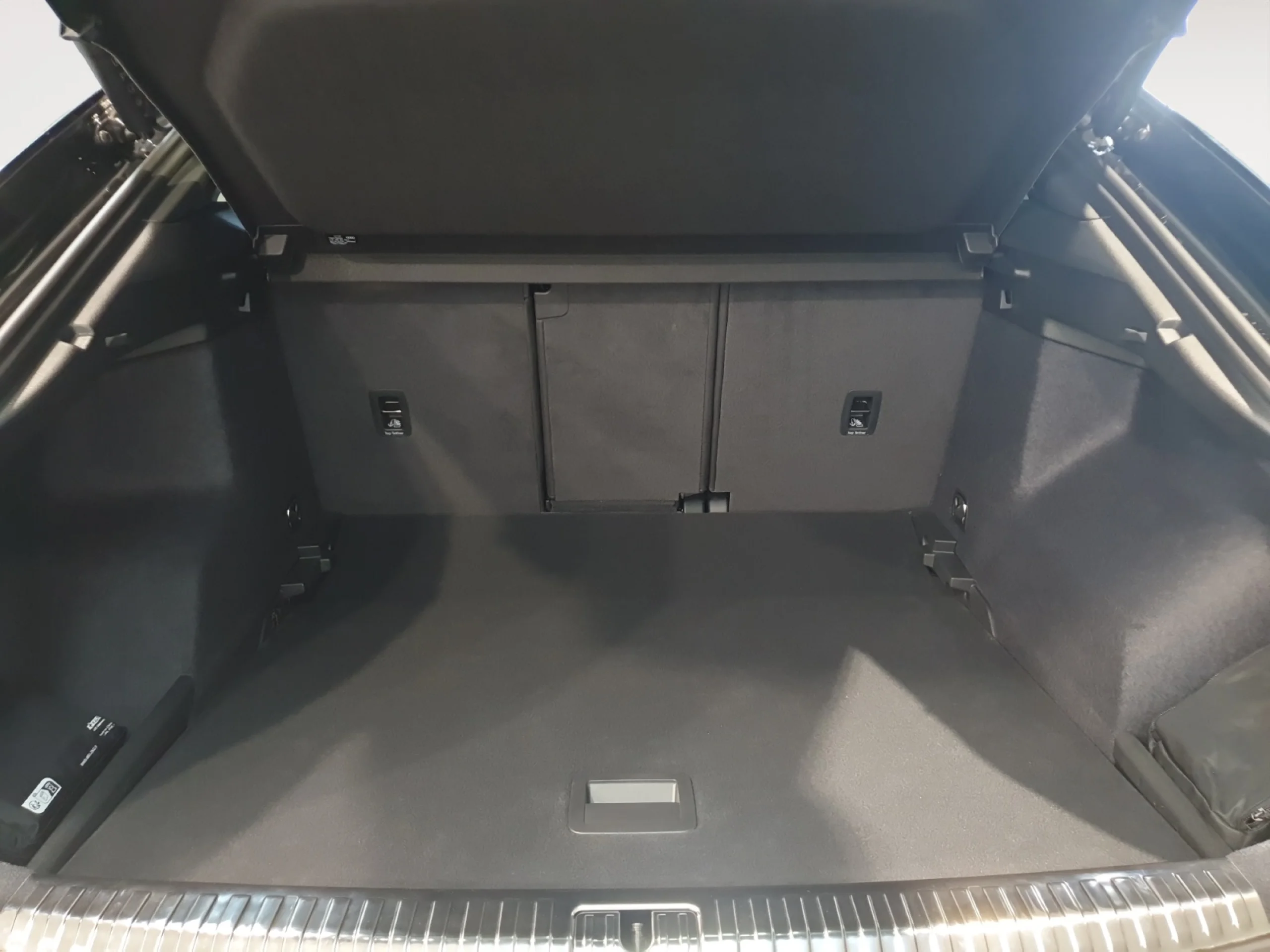 AUDI Q3 SPORTBACK 35 TFSI 110KW(150CV) S TRONIC BLACK LINE - Foto 9