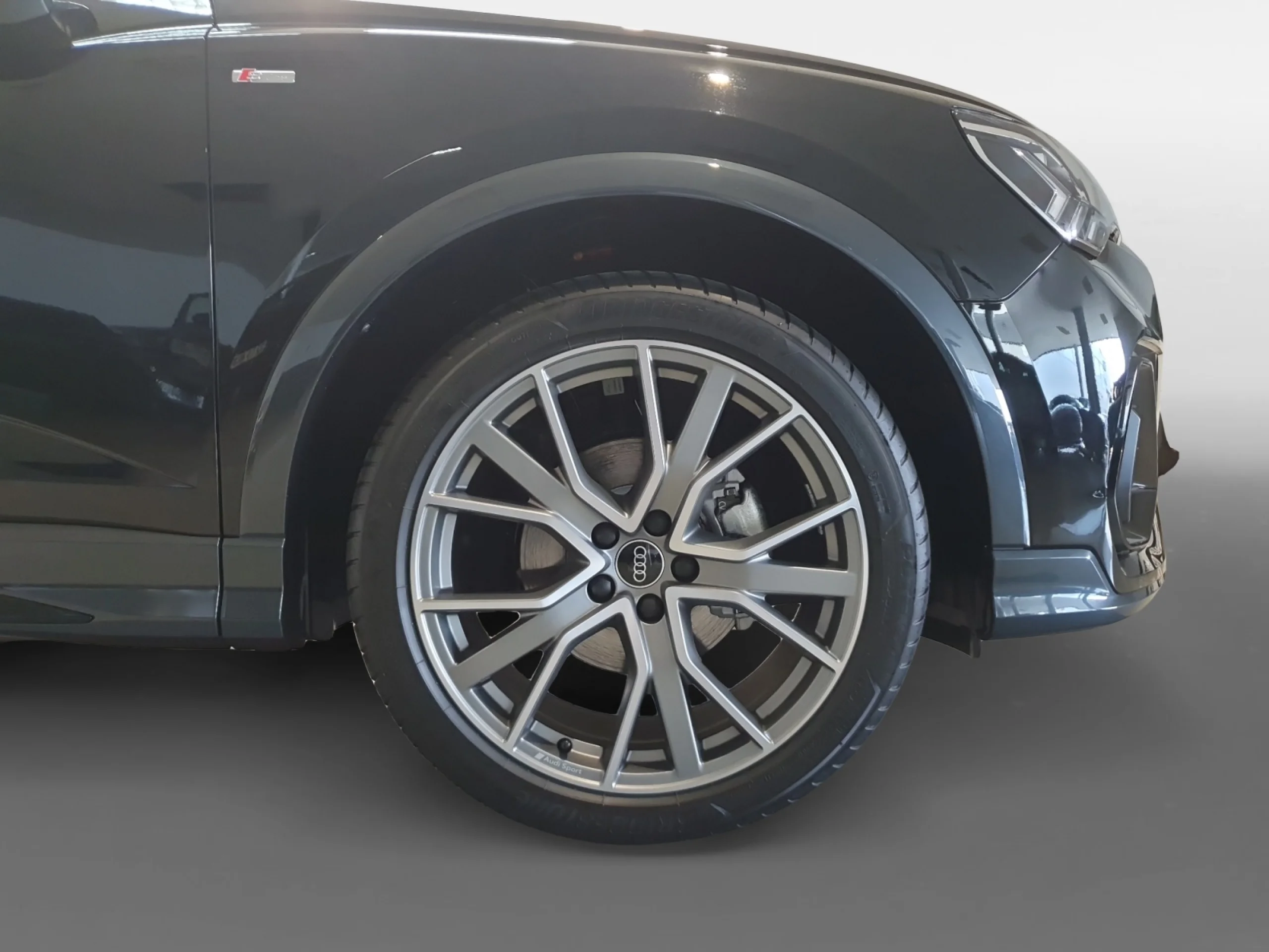 AUDI Q3 SPORTBACK 35 TFSI 110KW(150CV) S TRONIC BLACK LINE - Foto 10