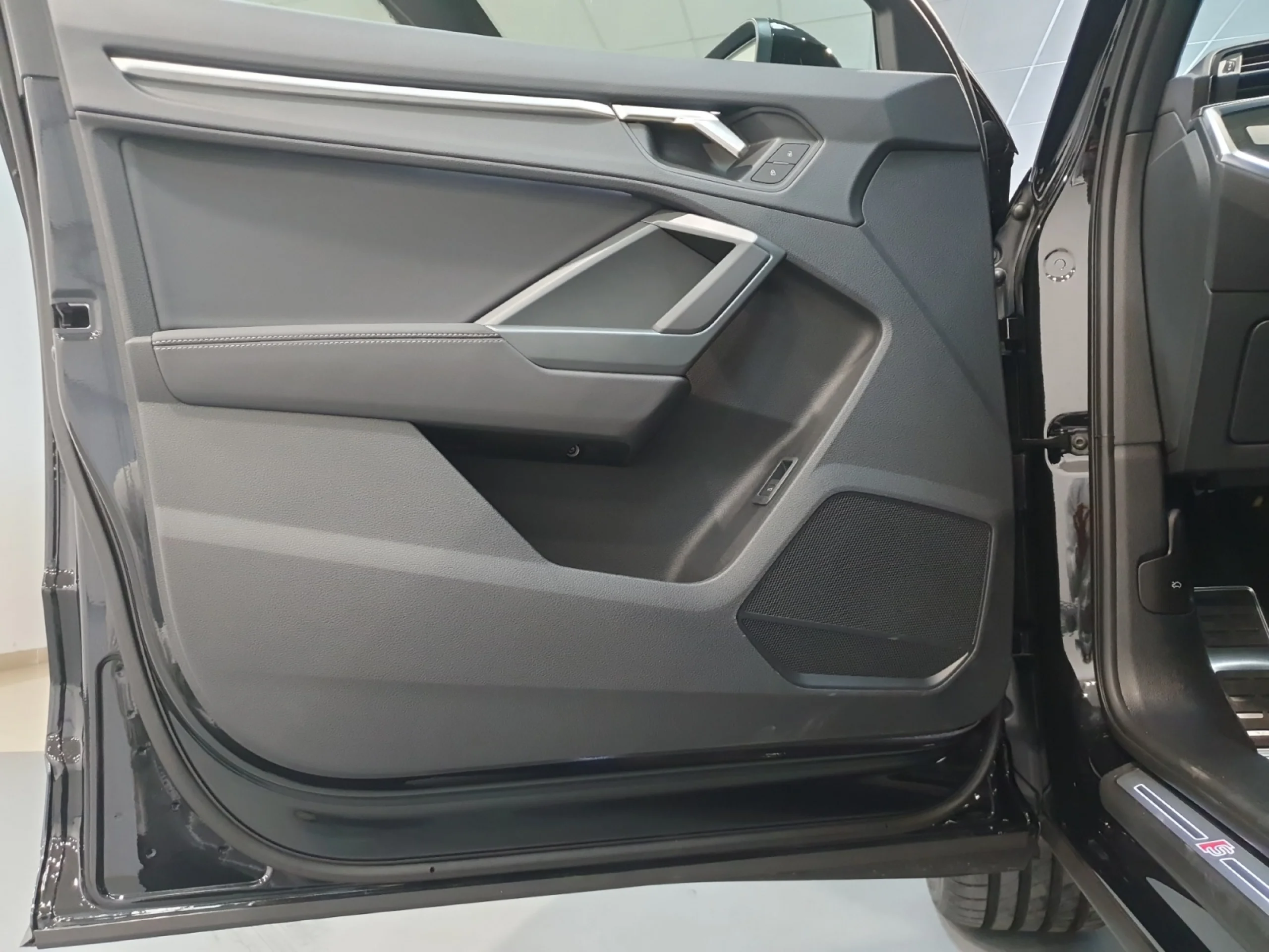 AUDI Q3 SPORTBACK 35 TFSI 110KW(150CV) S TRONIC BLACK LINE - Foto 12