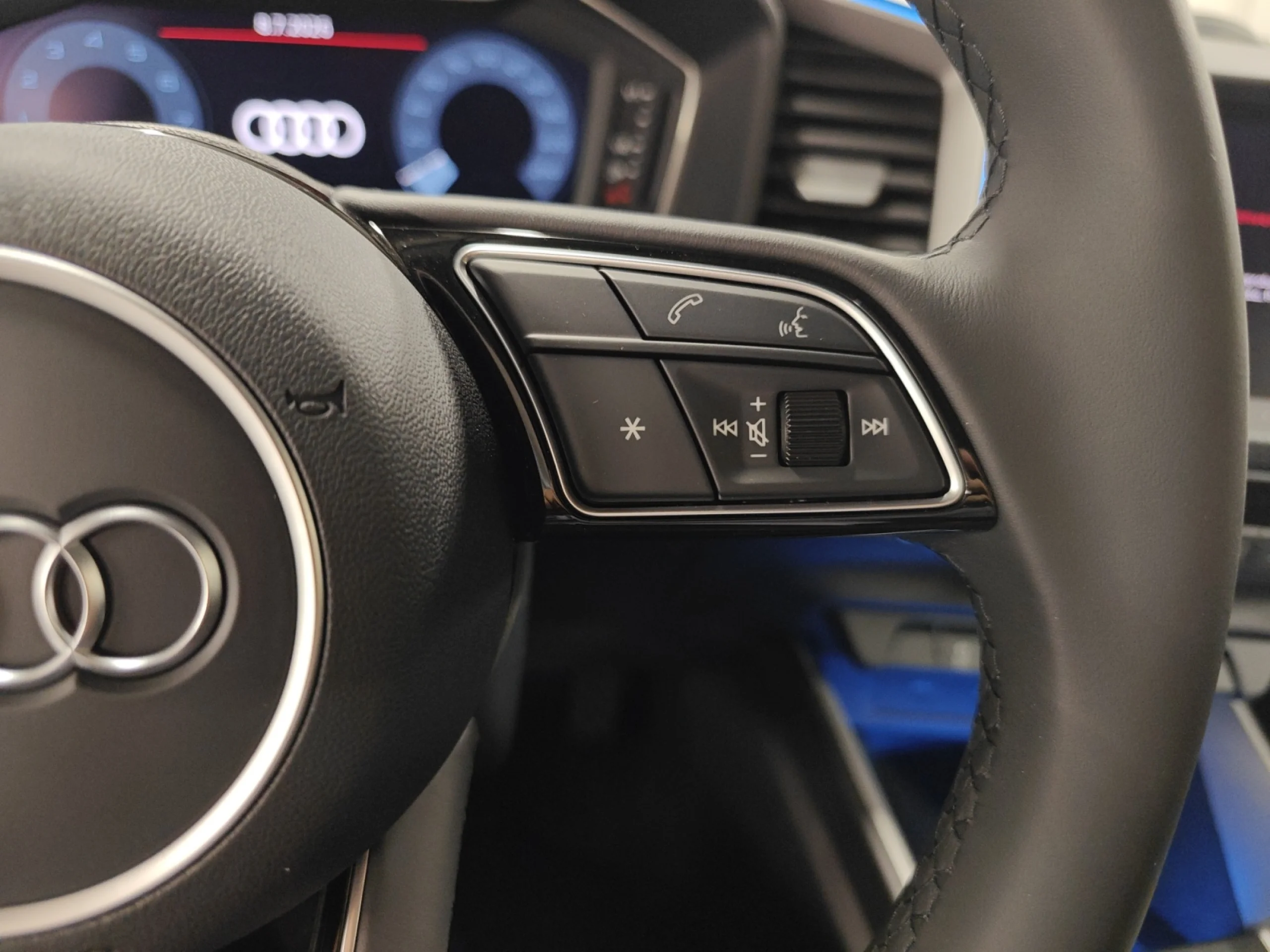 AUDI A1 SPORTBACK ADVANCED 30 TFSI 85KW (116CV) - Foto 10
