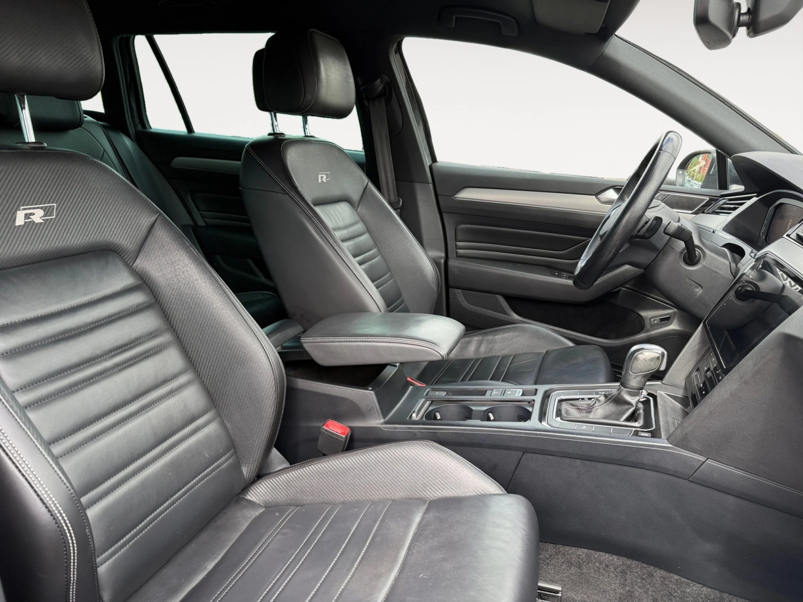 VOLKSWAGEN PASSAT VARIANT R LINE 2.0 TDI 110KW (150CV) - Foto 5