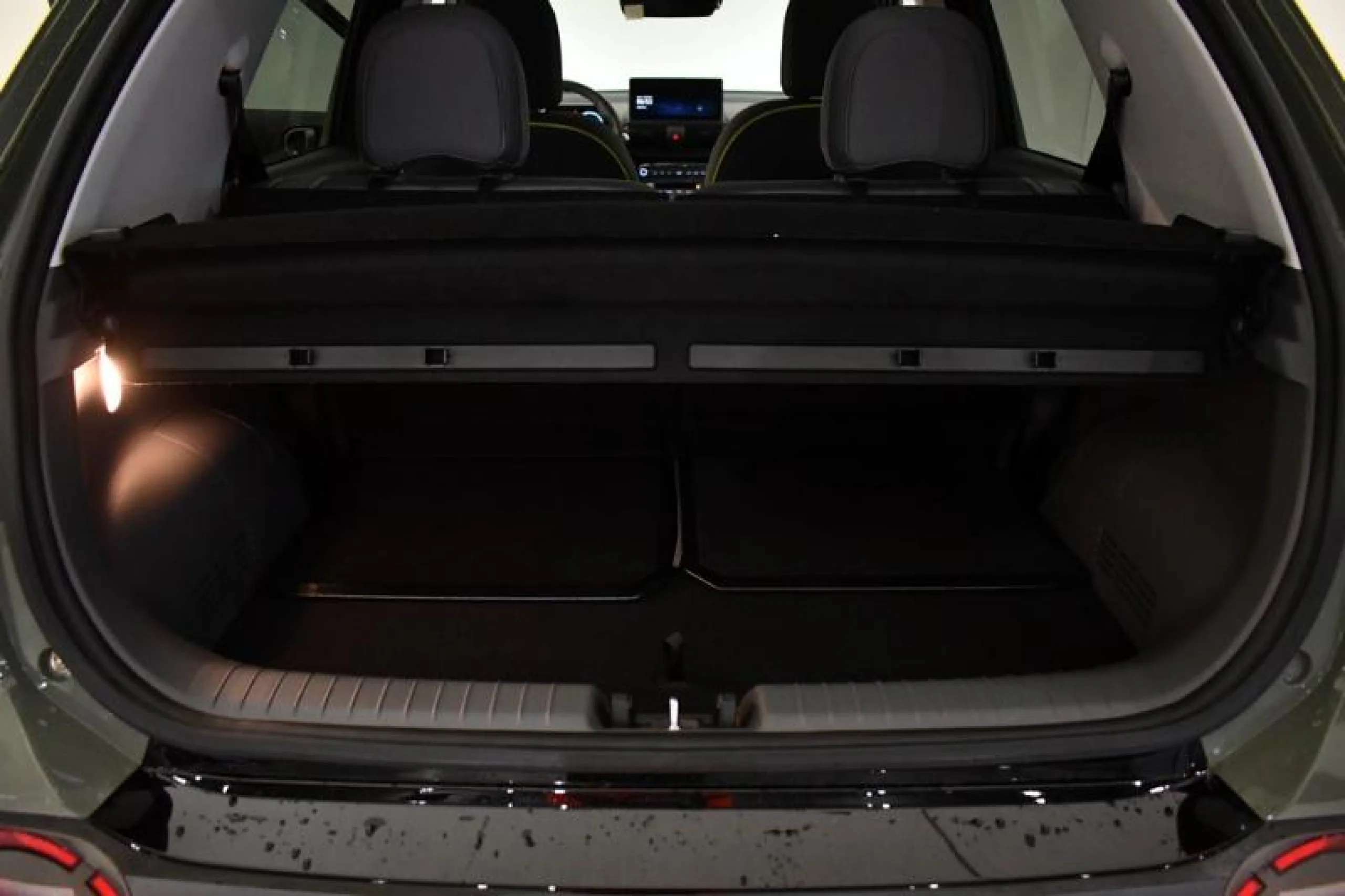 HYUNDAI INSTER 49KWH 85KW (115CV) MAXX CROSS - Foto 8