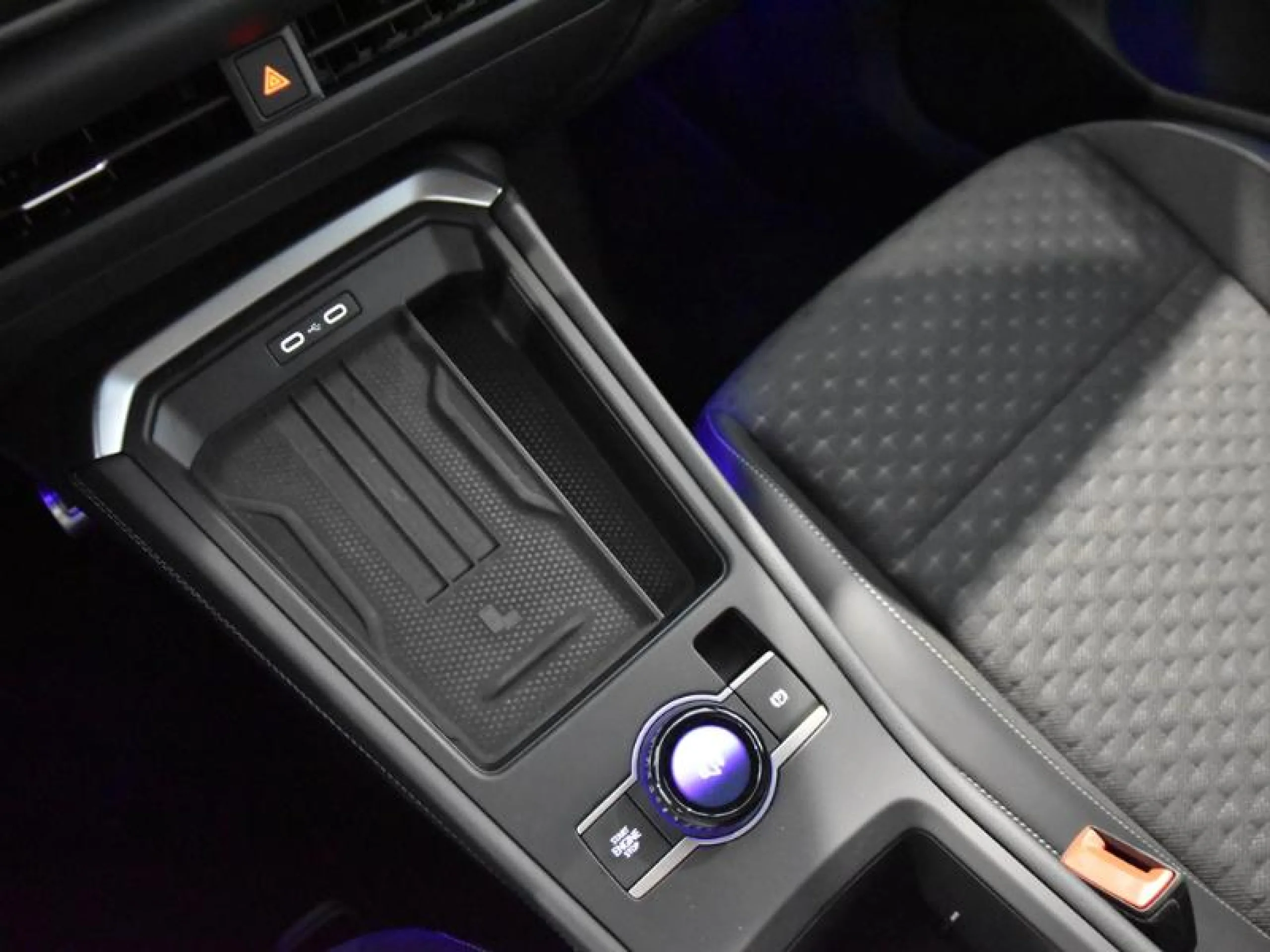 VOLKSWAGEN T ROC T ROC R LINE  1.5 ETSI 110 KW (150 CV)  AUTOMÁTICO DSG 7 VEL. - Foto 10