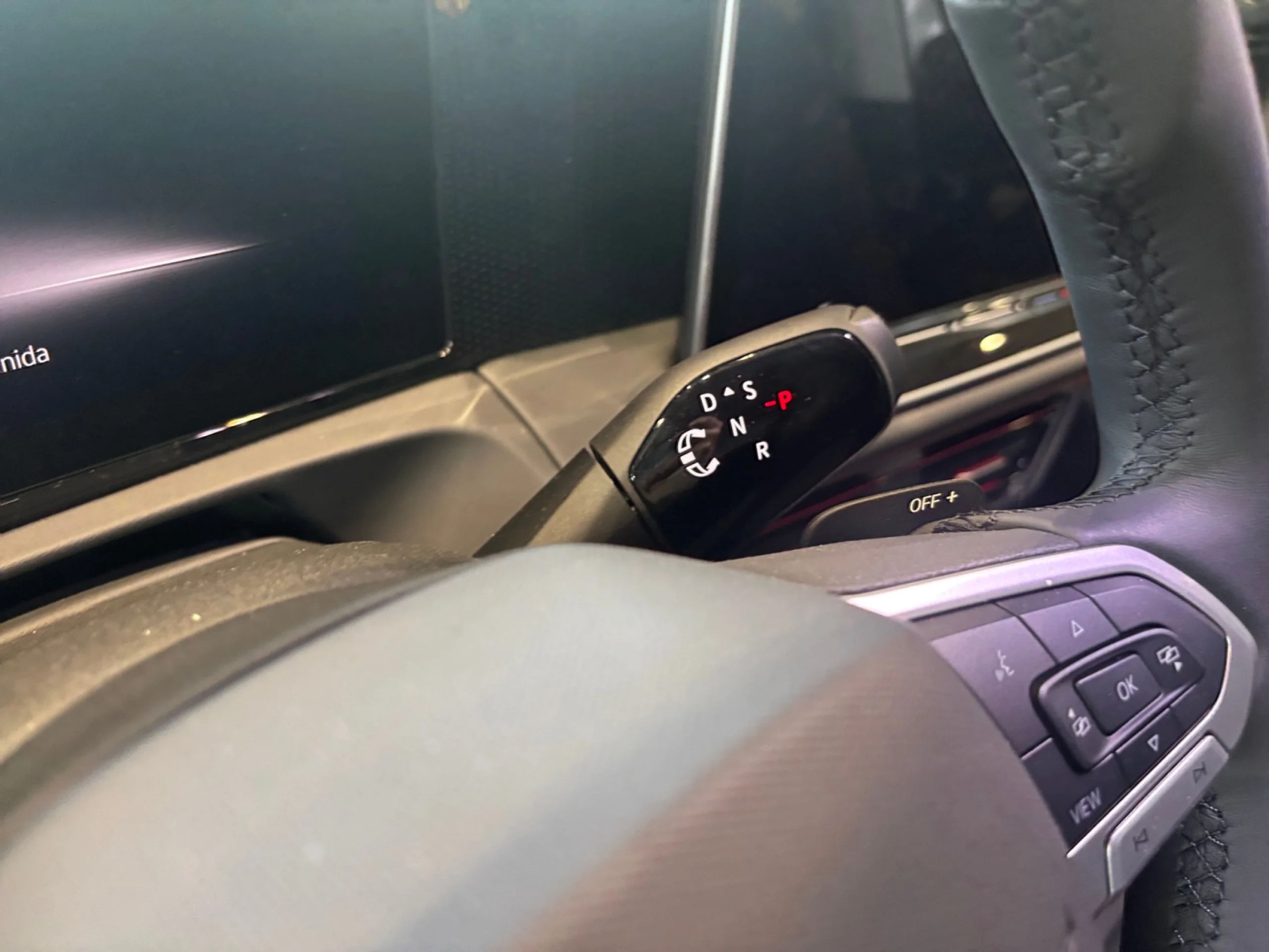 VOLKSWAGEN TIGUAN TIGUAN M S 1.5 TSI EHYBRID 110 KW (150 CV) / 85 KW (115 CV)  AUTOM TICO DSG 6 VEL. - Foto 9