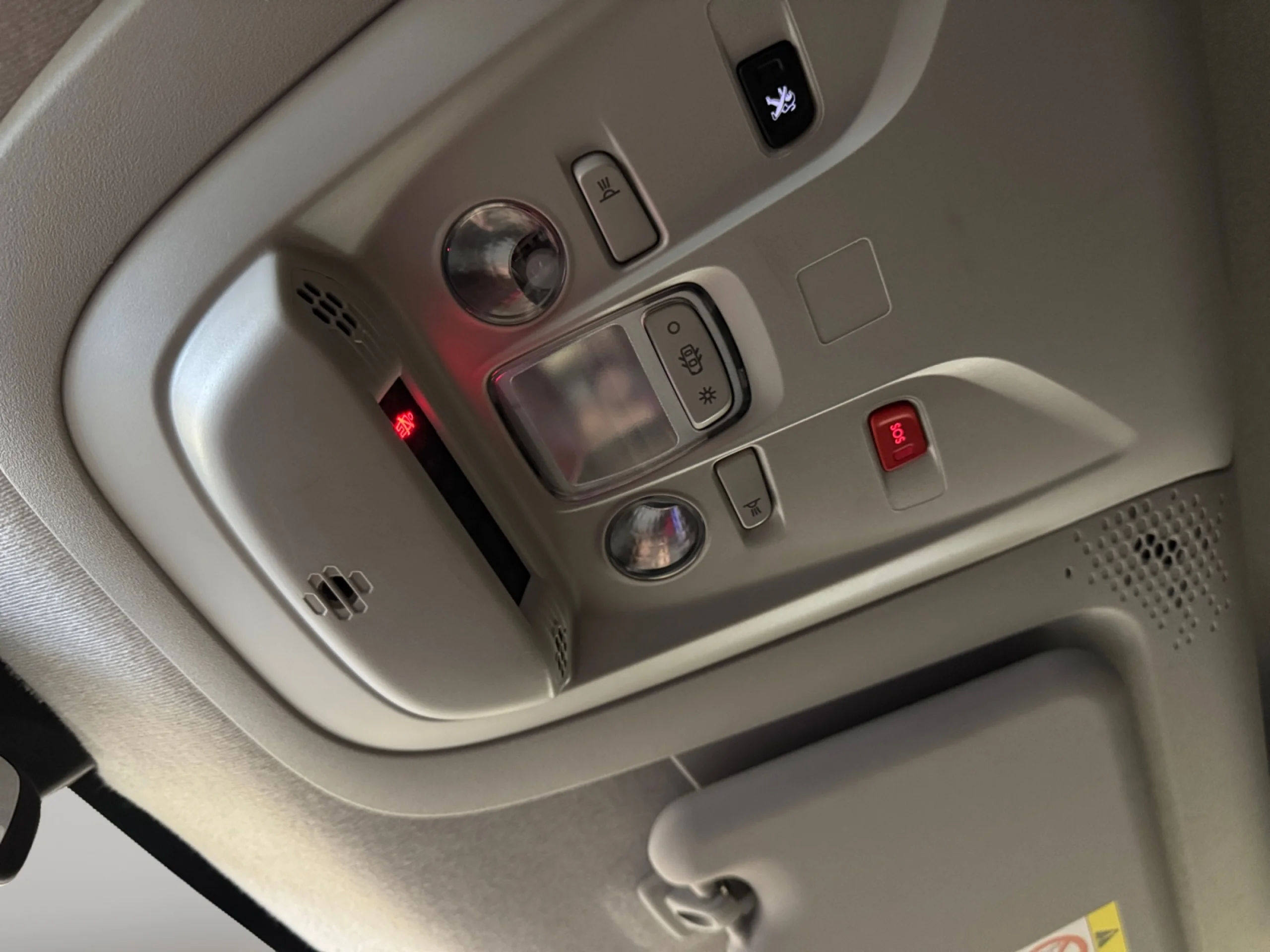 PEUGEOT Rifter GT LINE LONG PURETECH 96KW EAT8 - Foto 14