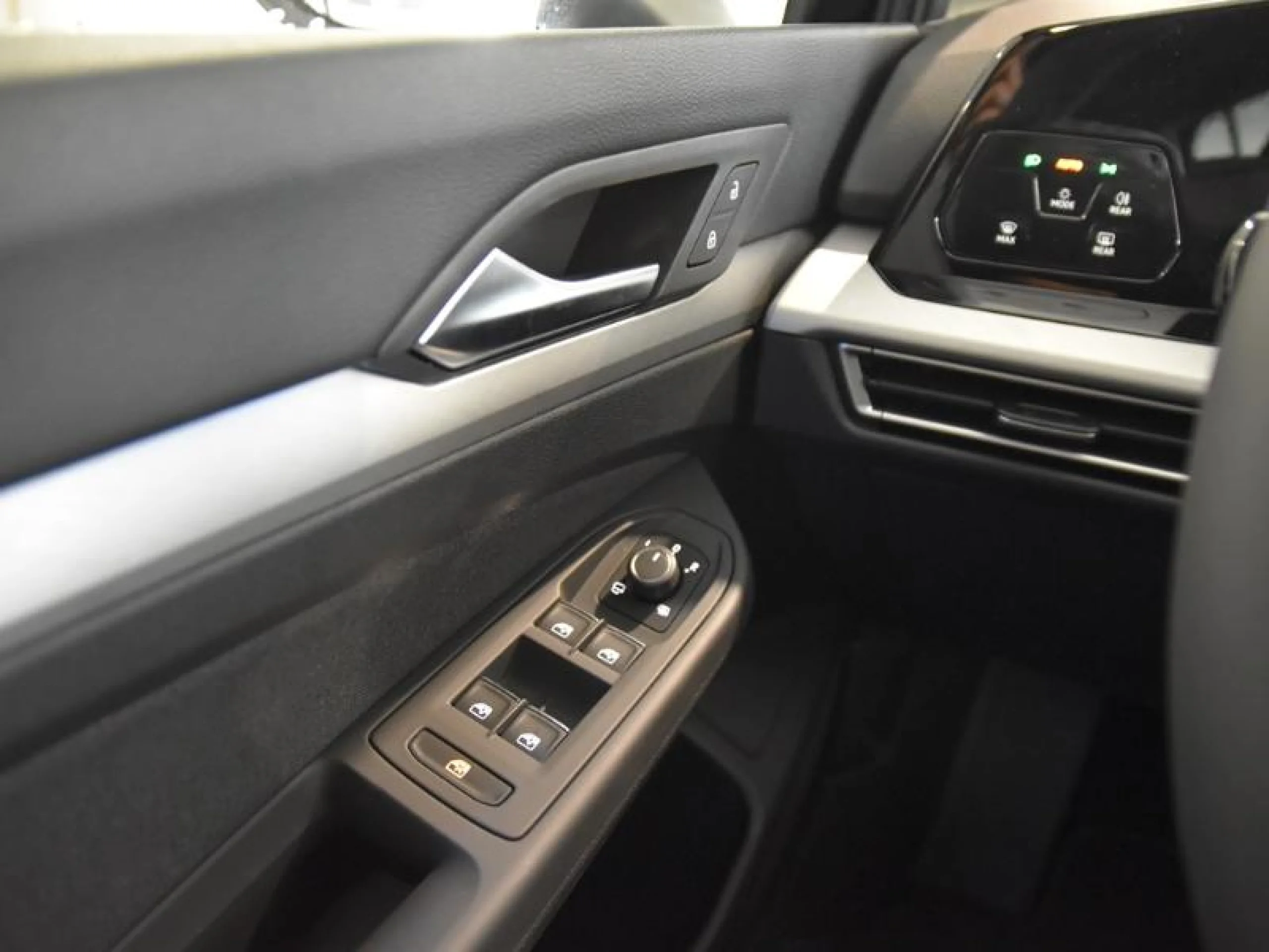 VOLKSWAGEN GOLF LIFE 1.5 TSI 96KW (130CV) - Foto 13