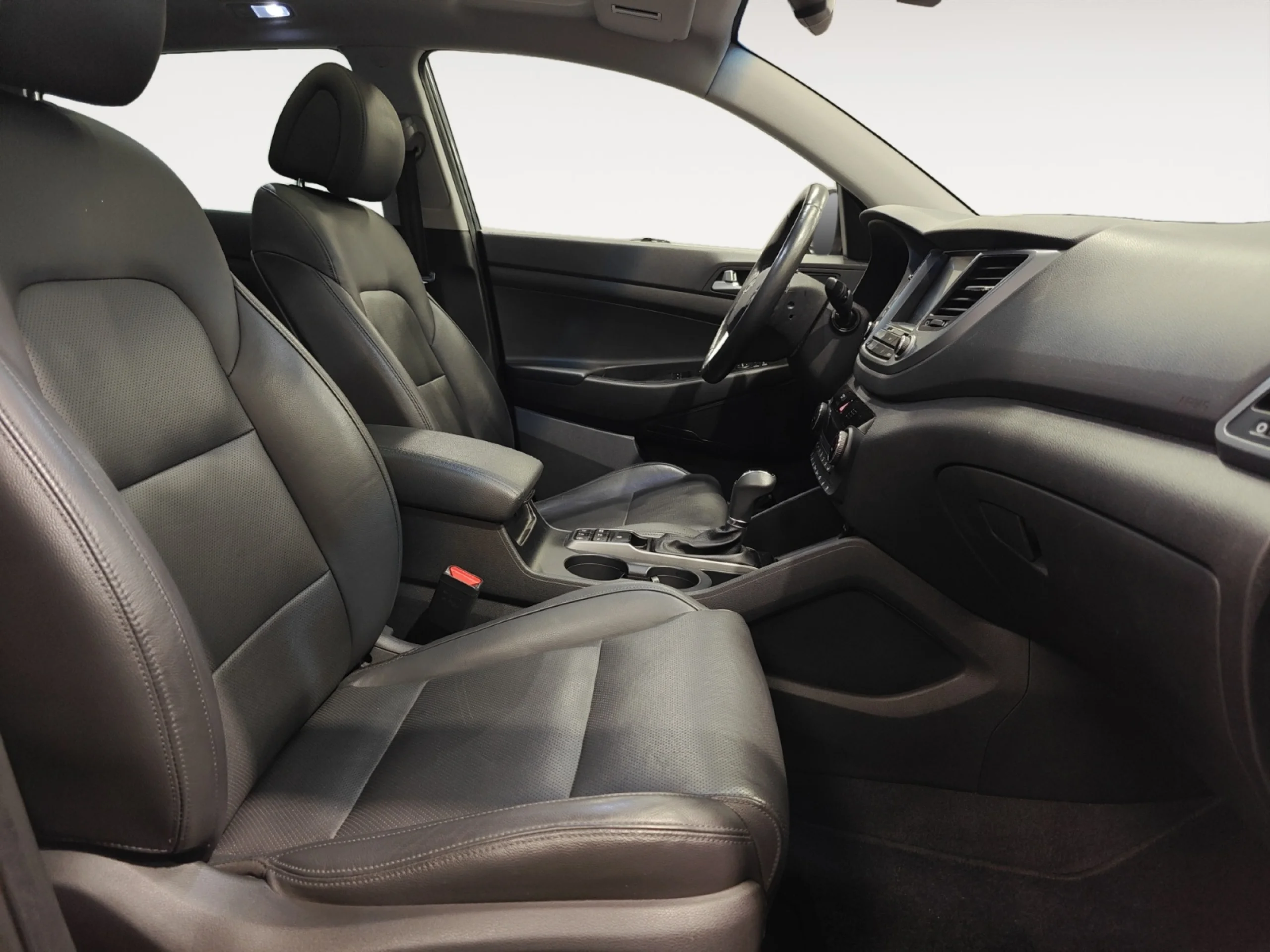 HYUNDAI TUCSON 1.7CRDI 104KW (141CV) BD GO! SKY DCT 4X2 - Foto 5