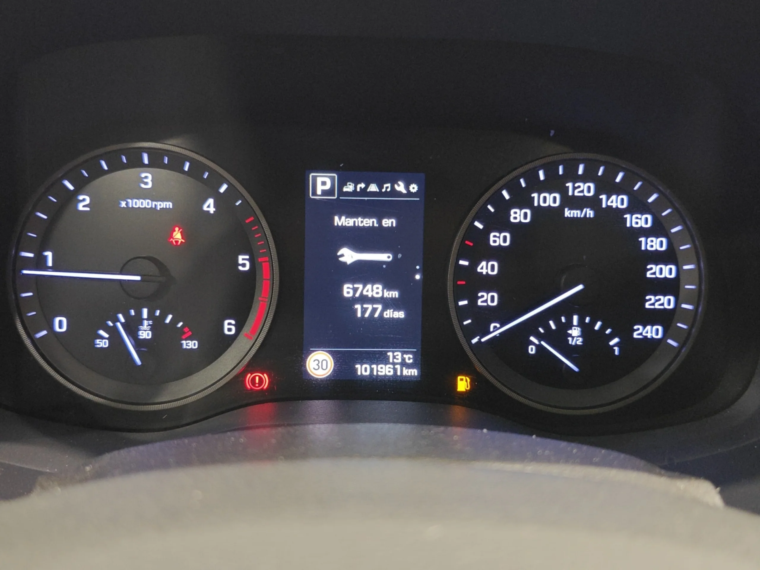 HYUNDAI TUCSON 1.7CRDI 104KW (141CV) BD GO! SKY DCT 4X2 - Foto 15