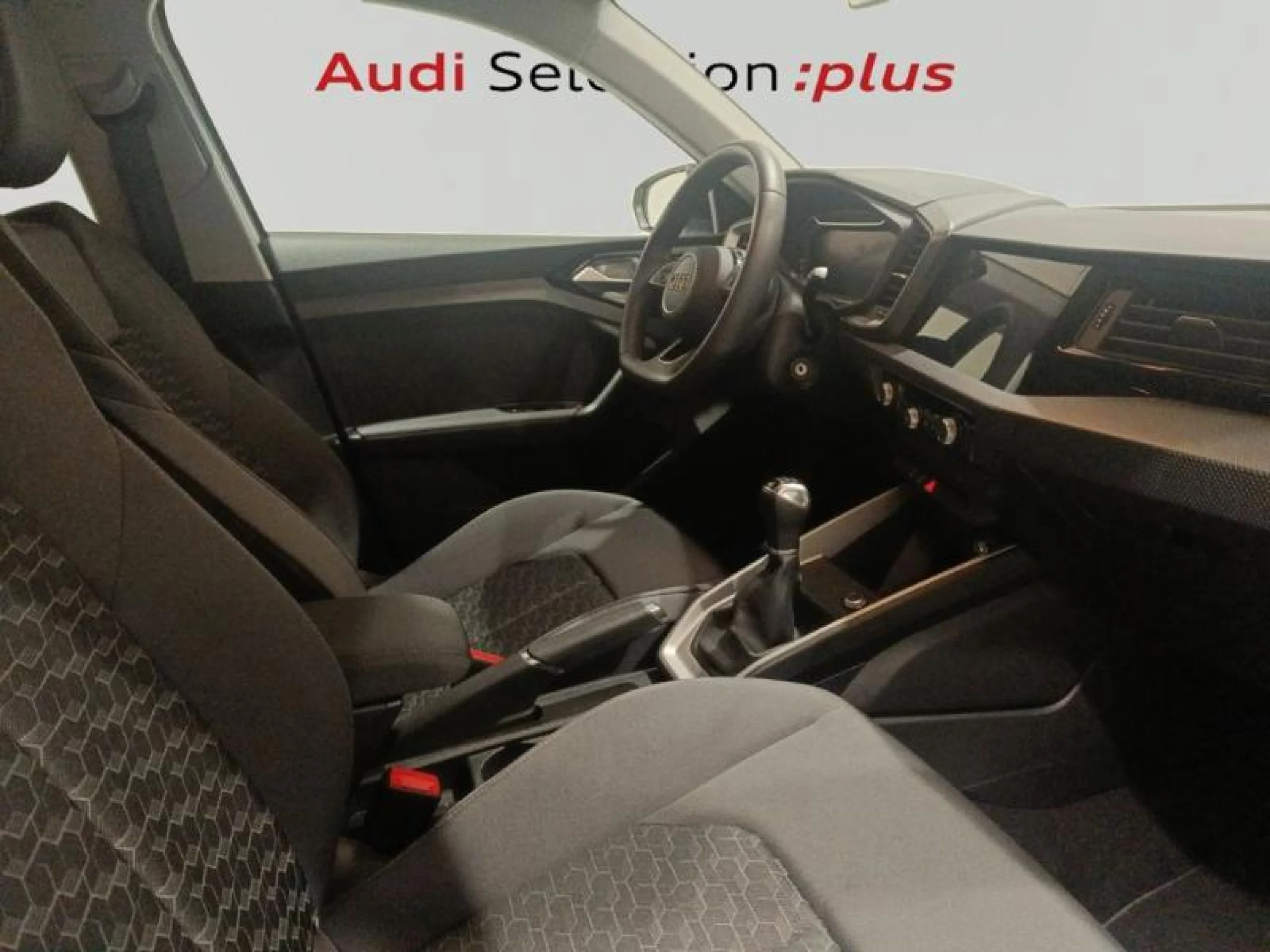 AUDI A1 SPORTBACK ADRENALIN BLACK ED 30TFSI 85KW - Foto 9