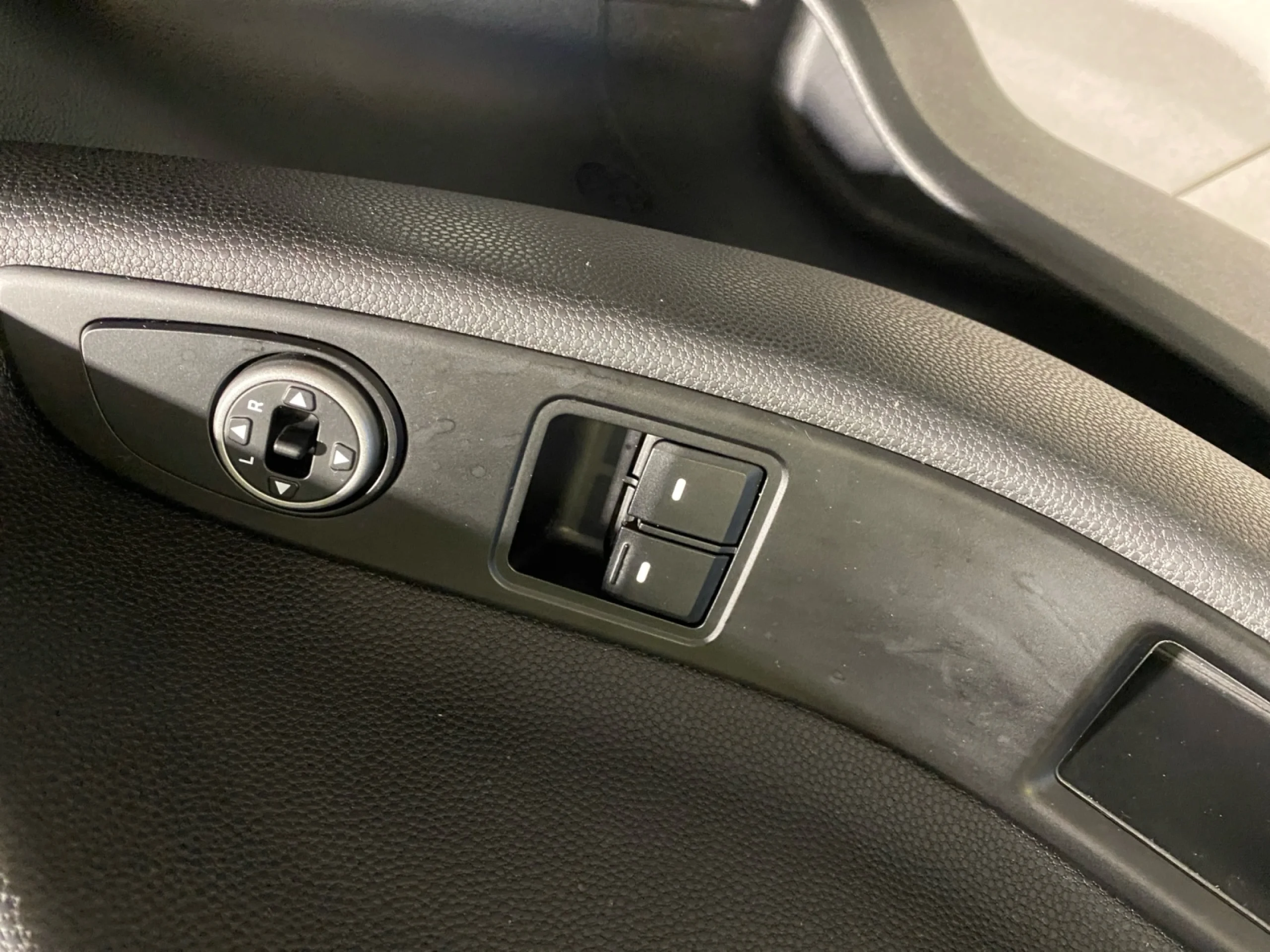 HYUNDAI I20 1.0 TGDI 74KW (100CV) ESSENCE LE - Foto 13