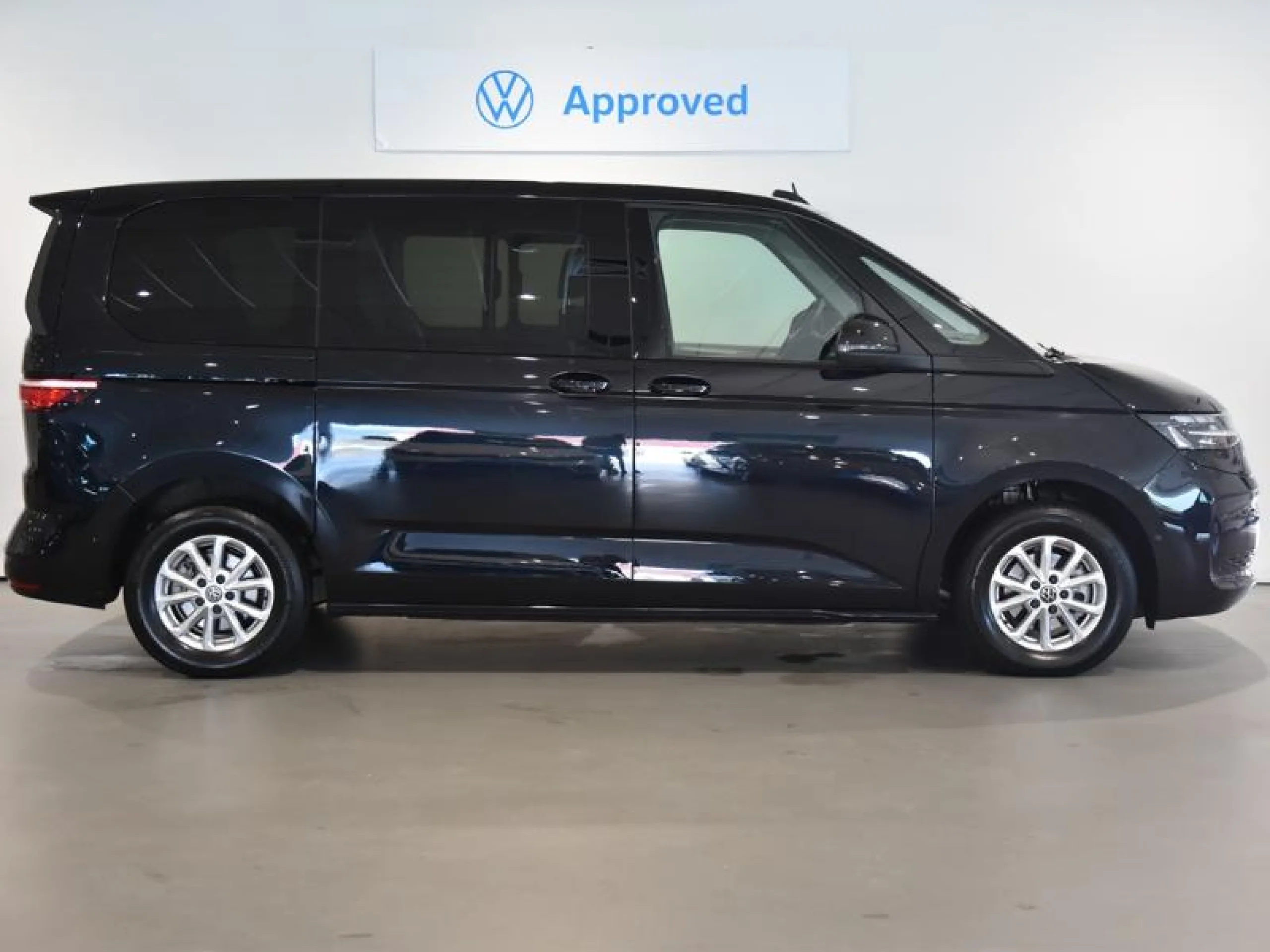 VOLKSWAGEN Multivan 2.0 TDI 110KW (150CV) DSG B.CORTA - Foto 3