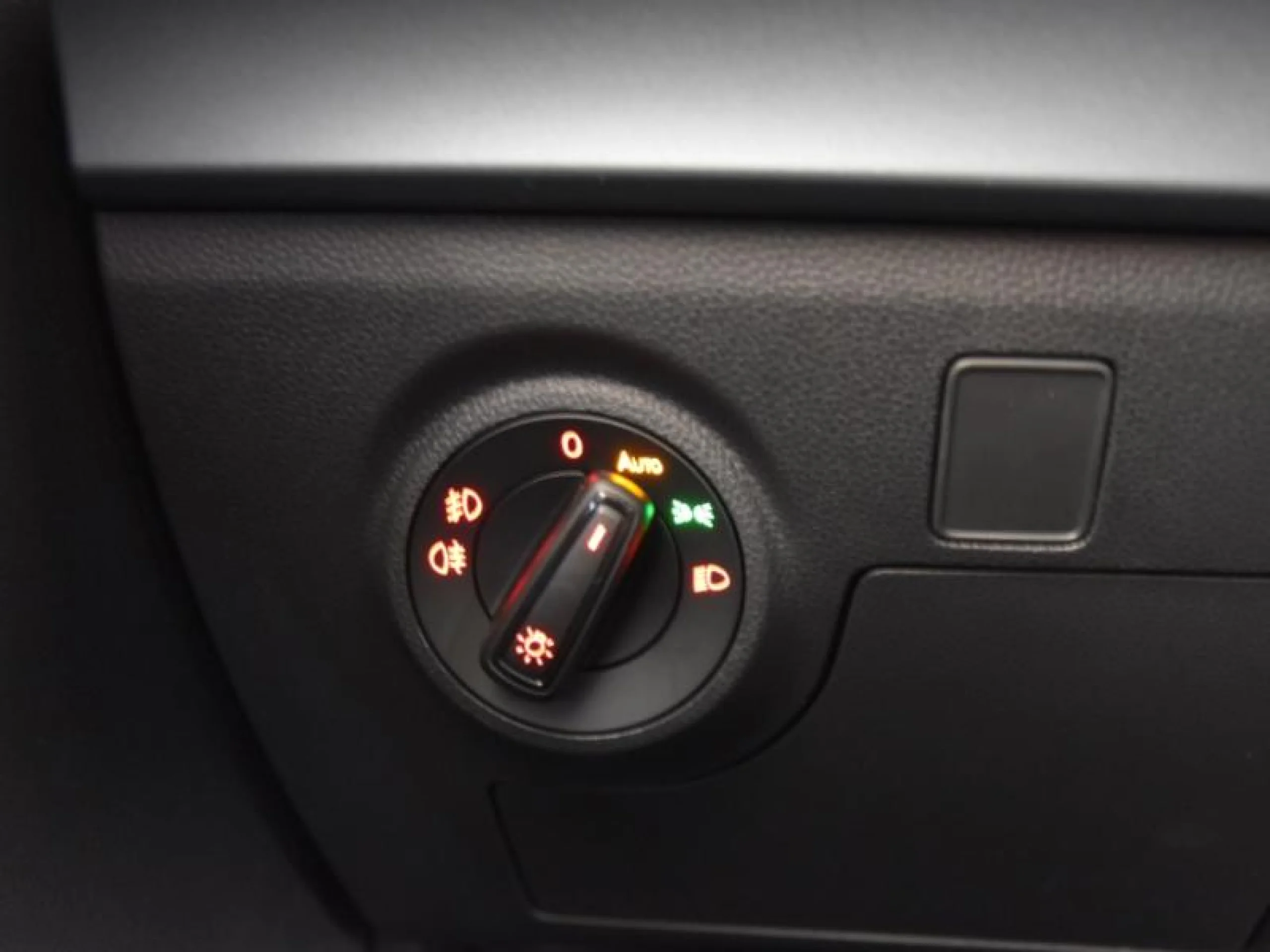 SEAT ARONA 1.0 TSI 81KW XPERIENCE XM EDITION - Foto 17
