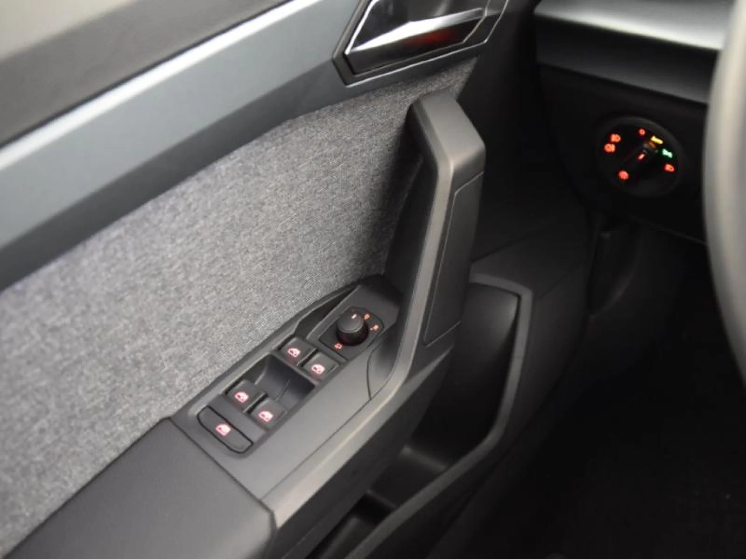 SEAT ARONA 1.0 TSI 81KW XPERIENCE XM EDITION - Foto 18
