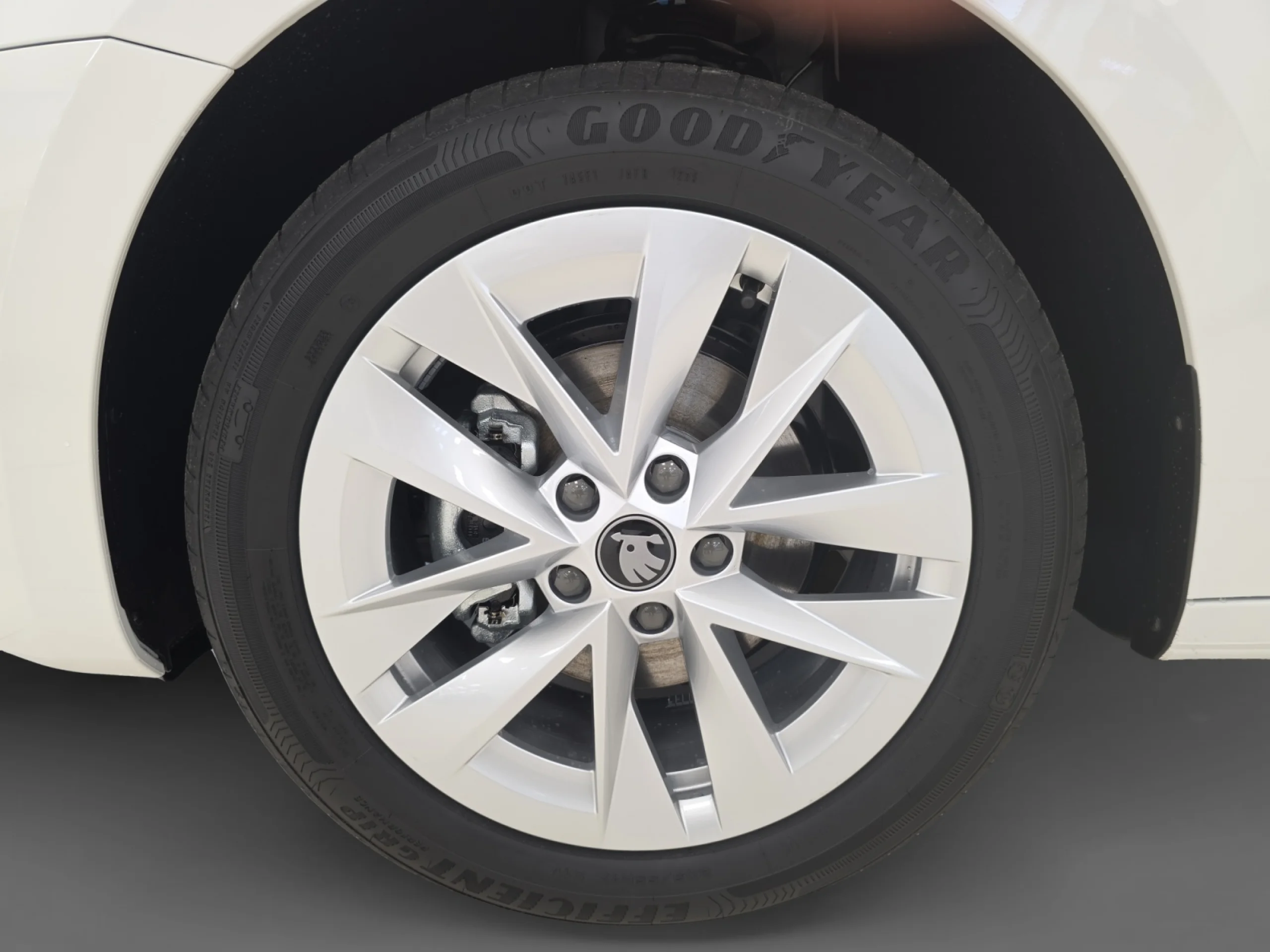 SKODA OCTAVIA 2.0 TDI 110KW (150 CV) DSG DESIGN - Foto 8